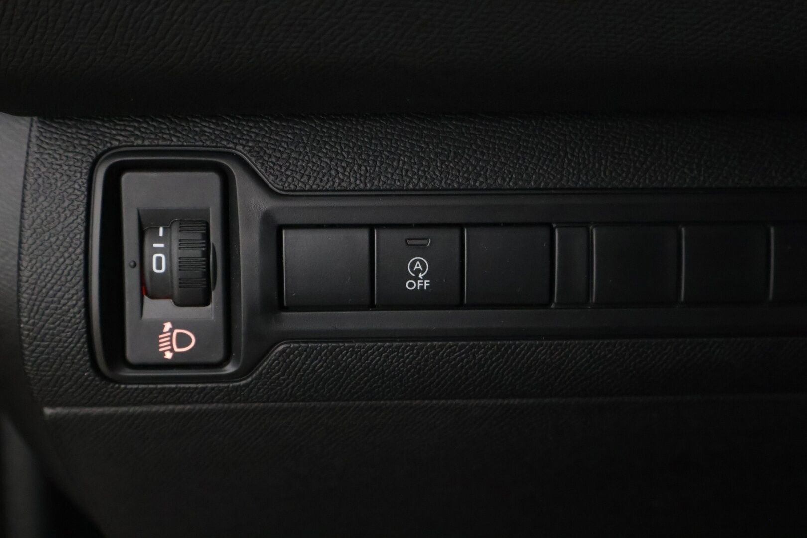 Peugeot 308 2019 Active Edition PureTech 130 EAT8-automaatti - Android-Auto / Mirror-Link / Lohkolämmitin / 2x Aluvanteet