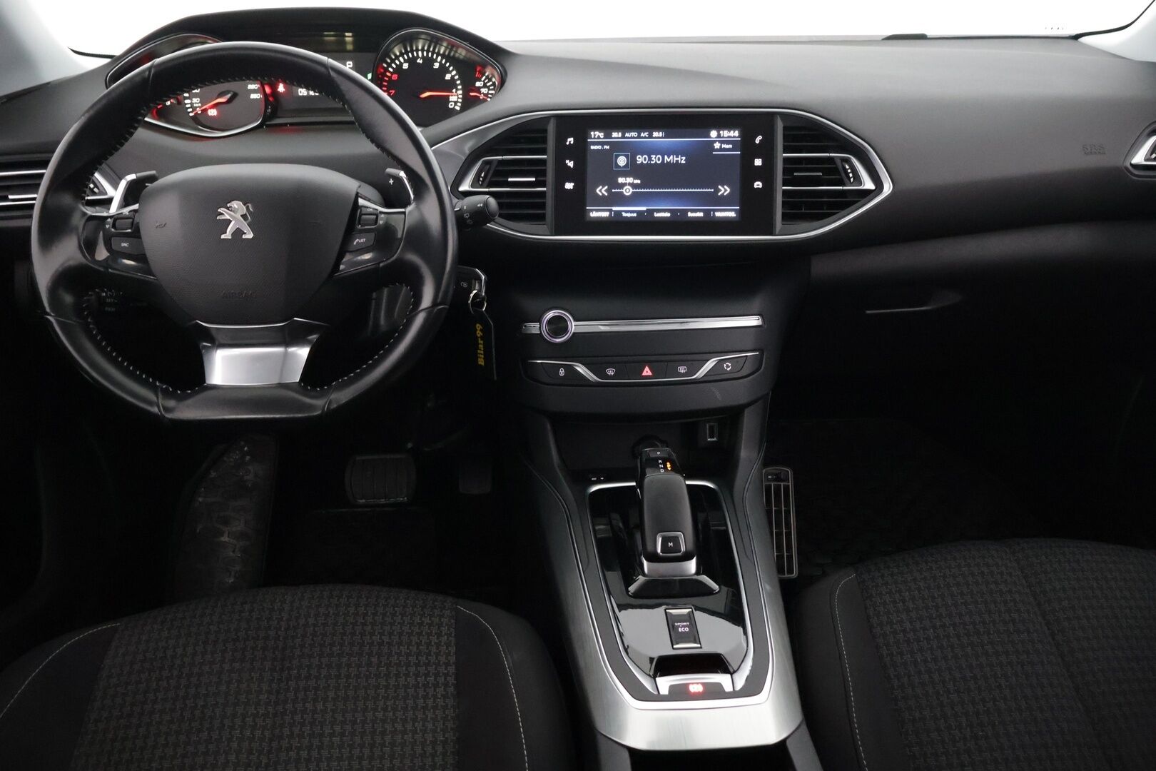 Peugeot 308 2019 Active Edition PureTech 130 EAT8-automaatti - Android-Auto / Mirror-Link / Lohkolämmitin / 2x Aluvanteet