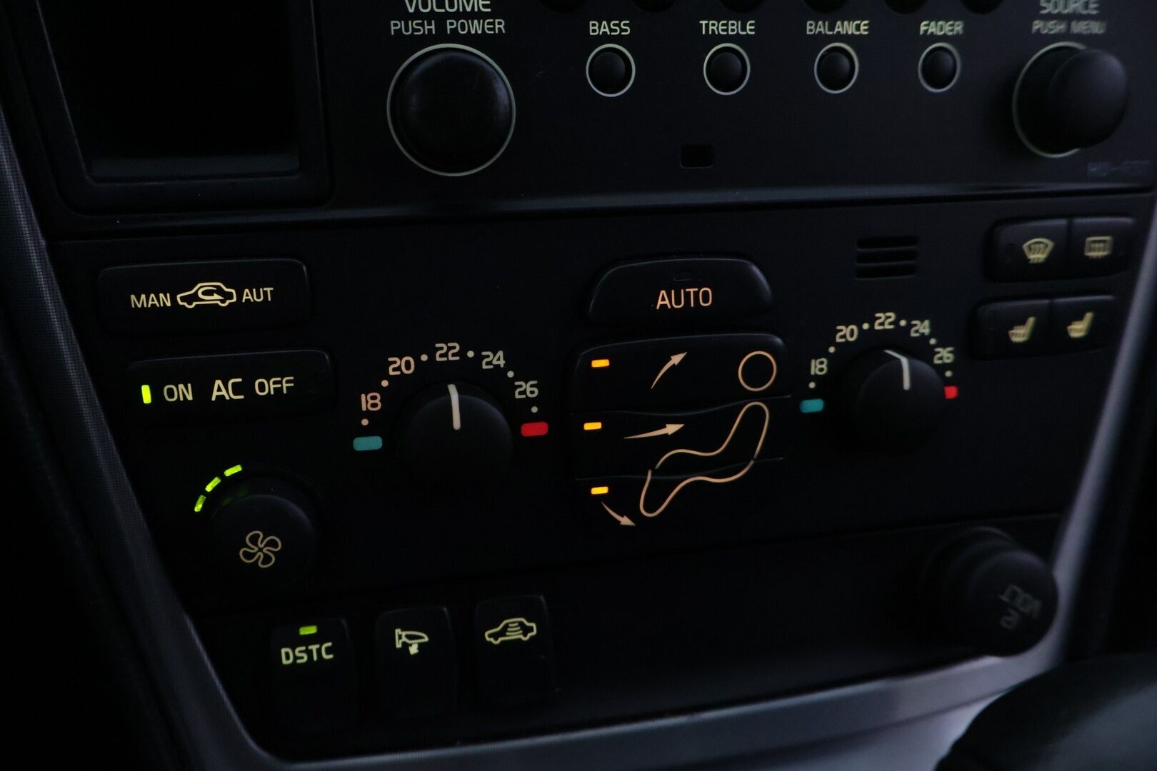 Volvo V70 2006 2.4 *YritysOutlet - Myydään vain yrityksille* - *YritysOutlet - Myydään vain yrityksille*