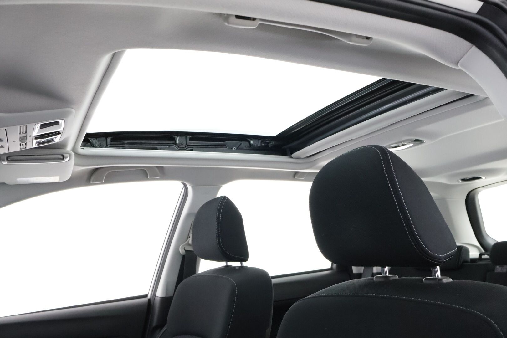 Subaru Forester 2018 2,0i XS Eyesight CVT Summer * Adapt.Vakkari / Peruutuskamera / Lohko & Sisäpistoke / Lasikattoluukku / Ratinlämmitys! - Suomiauto / Metalliväri / Harvinaiset kilometrit!