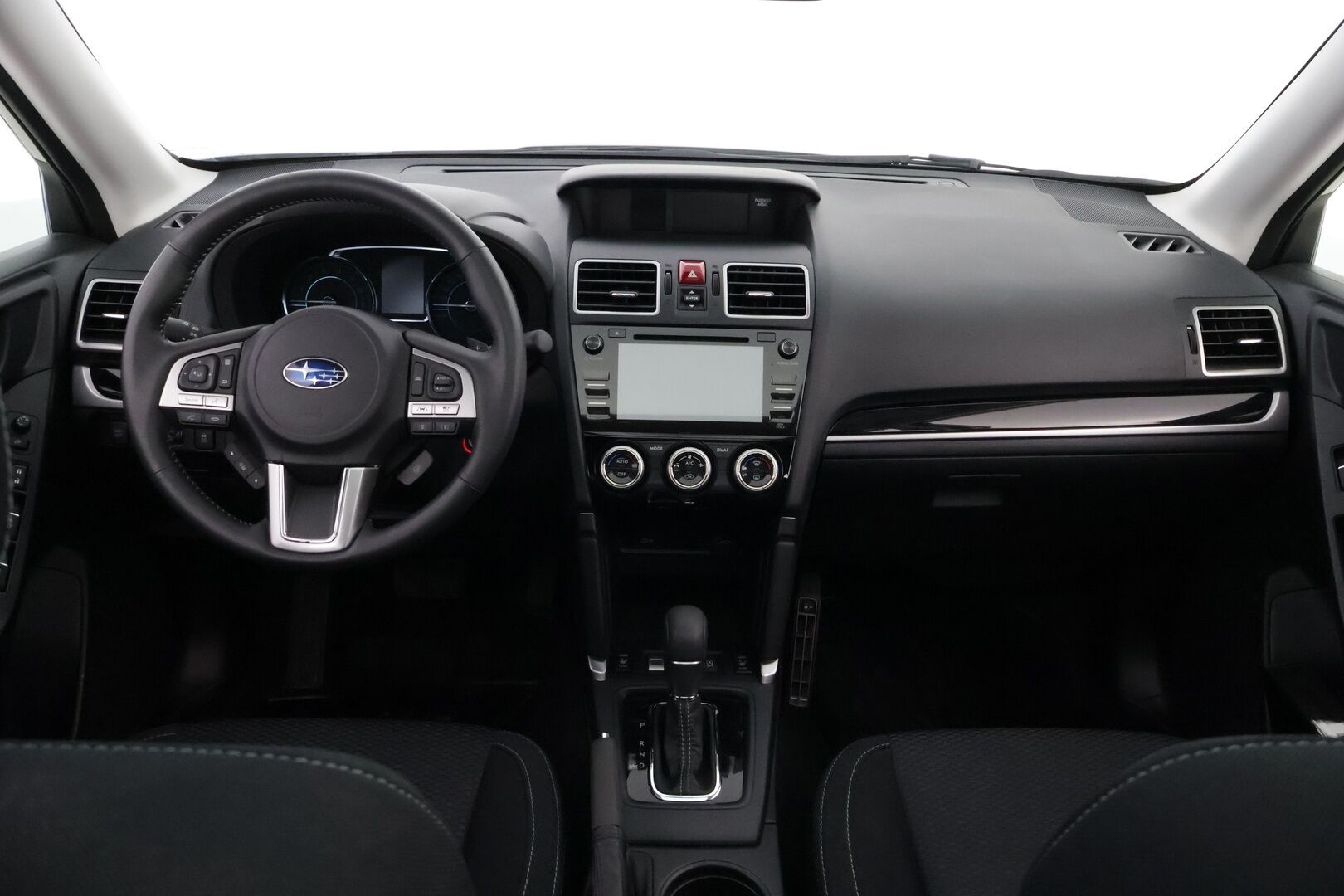 Subaru Forester 2018 2,0i XS Eyesight CVT Summer * Adapt.Vakkari / Peruutuskamera / Lohko & Sisäpistoke / Lasikattoluukku / Ratinlämmitys! - Suomiauto / Metalliväri / Harvinaiset kilometrit!