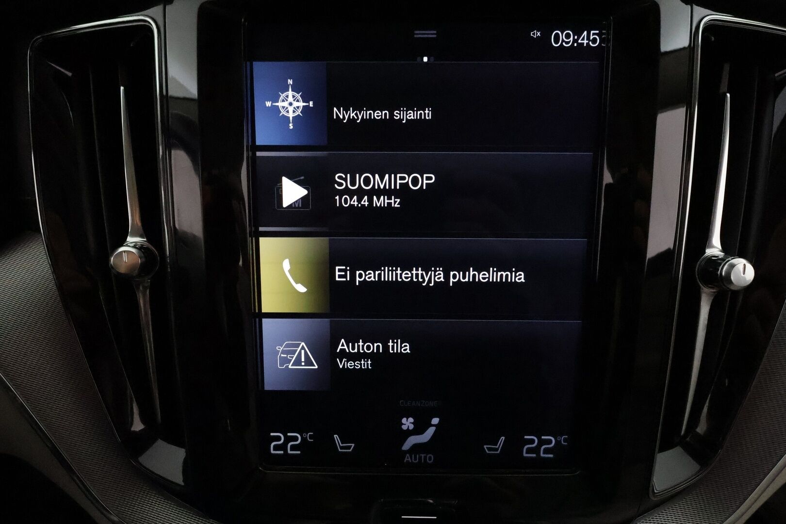 Volvo XC60 2019 T8 AWD Inscription aut **Panorama / Ilma-alusta / Webasto / Koukku / ACC / Full-LED / P.kamera / Sportpenkki Muistilla** - Suomi-auto / 2x Latauskaapelit / Kahdet Renkaat / Merkkihuollettu! / **SUPER KAMOILLA**