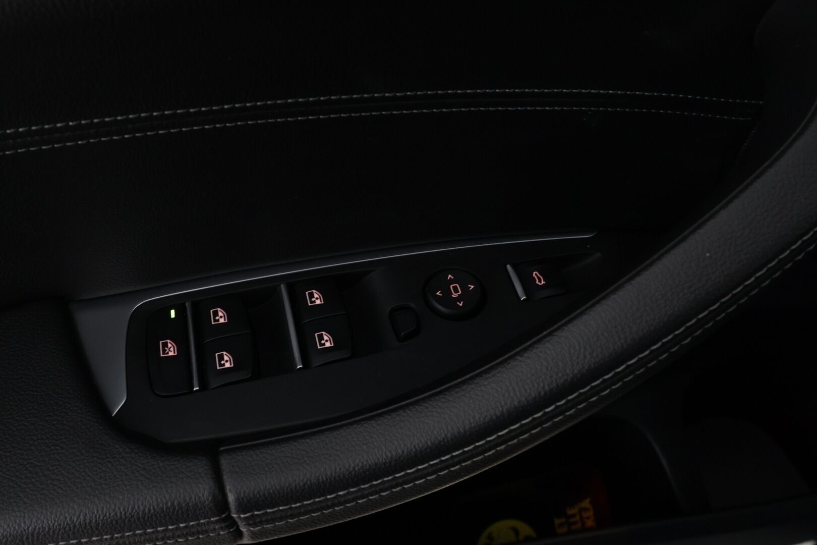 BMW X3 2018 G01 xDrive20d A Business xLine * Suomi-auto / M-Sport sisätilapaketti / Sporttipenkit / Lohkolämmitin * - Upea yksilö / Hyvin huollettu / Kahdet renkaat / Diesel / Harvinainen metalliväri