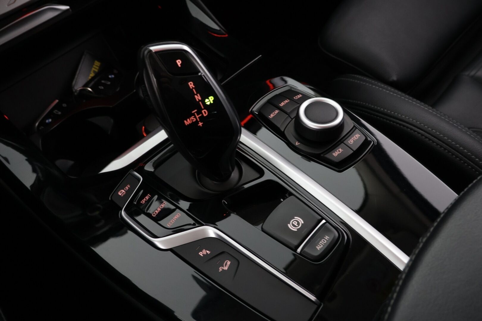 BMW X3 2018 G01 xDrive20d A Business xLine *Suomi-auto / M-Sport sisätilapaketti / Sporttipenkit / Lohkolämmitin!* - Upea yksilö / Hyvin huollettu / Kahdet renkaat / Diesel / Harvinainen metalliväri