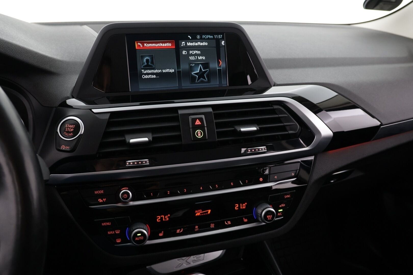 BMW X3 2018 G01 xDrive20d A Business xLine * Suomi-auto / M-Sport sisätilapaketti / Sporttipenkit / Lohkolämmitin * - Upea yksilö / Hyvin huollettu / Kahdet renkaat / Diesel / Harvinainen metalliväri - HULLUT AVAJAISHULINAT KORKOTARJOUS 3,29 %