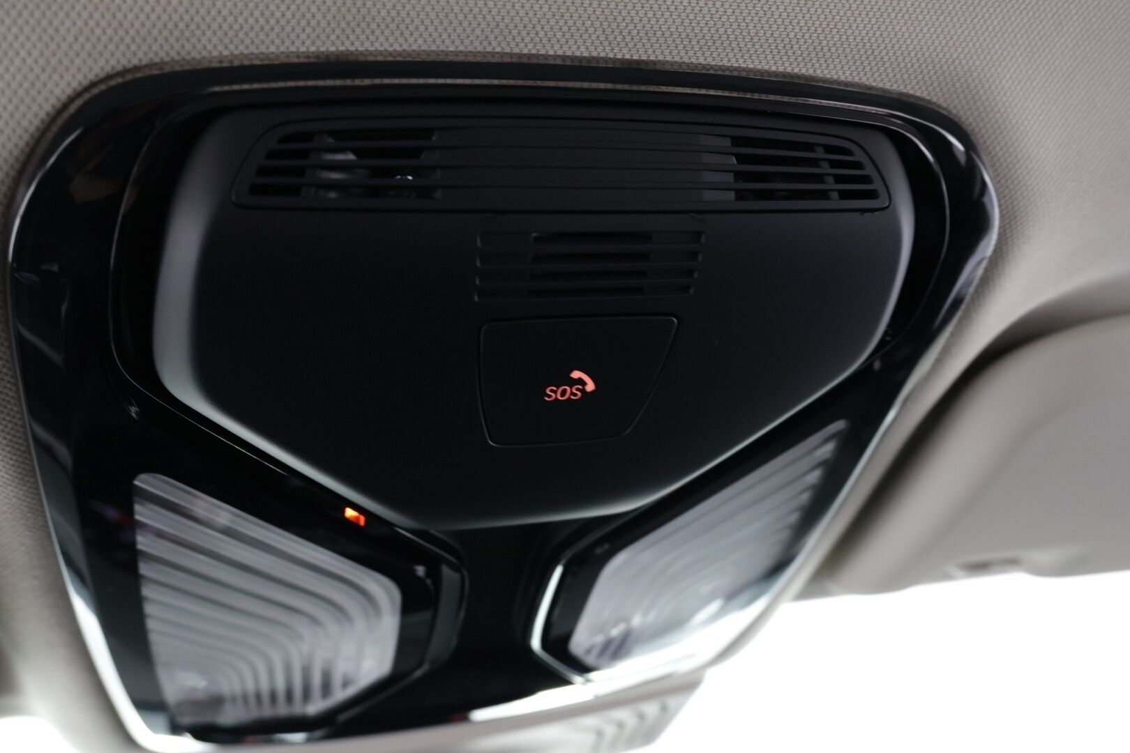 BMW X3 2018 G01 xDrive20d A Business xLine * Suomi-auto / M-Sport sisätilapaketti / Sporttipenkit / Lohkolämmitin * - Upea yksilö / Hyvin huollettu / Kahdet renkaat / Diesel / Harvinainen metalliväri