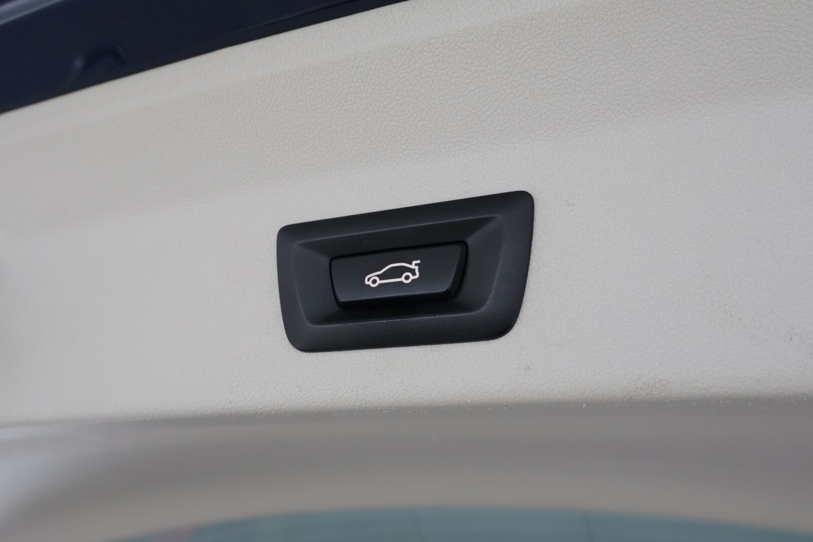 BMW X3 2018 G01 xDrive20d A Business xLine * Suomi-auto / M-Sport sisätilapaketti / Sporttipenkit / Lohkolämmitin * - Upea yksilö / Hyvin huollettu / Kahdet renkaat / Diesel / Harvinainen metalliväri - HULLUT AVAJAISHULINAT KORKOTARJOUS 3,29 %