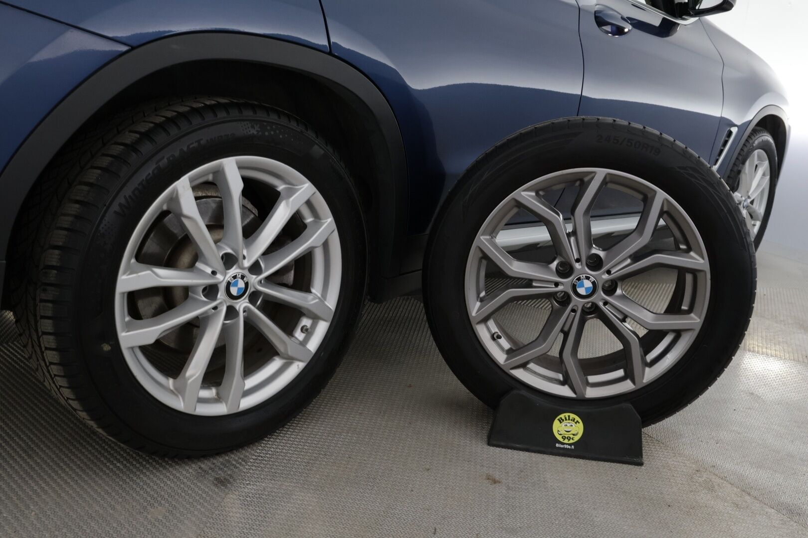 BMW X3 2018 G01 xDrive20d A Business xLine - Suomi-auto / M-Sport sisätilapaketti / Sporttipenkit / Lohkolämmitin / Upea yksilö / Hyvin huollettu / Kahdet renkaat / Harvinainen metalliväri