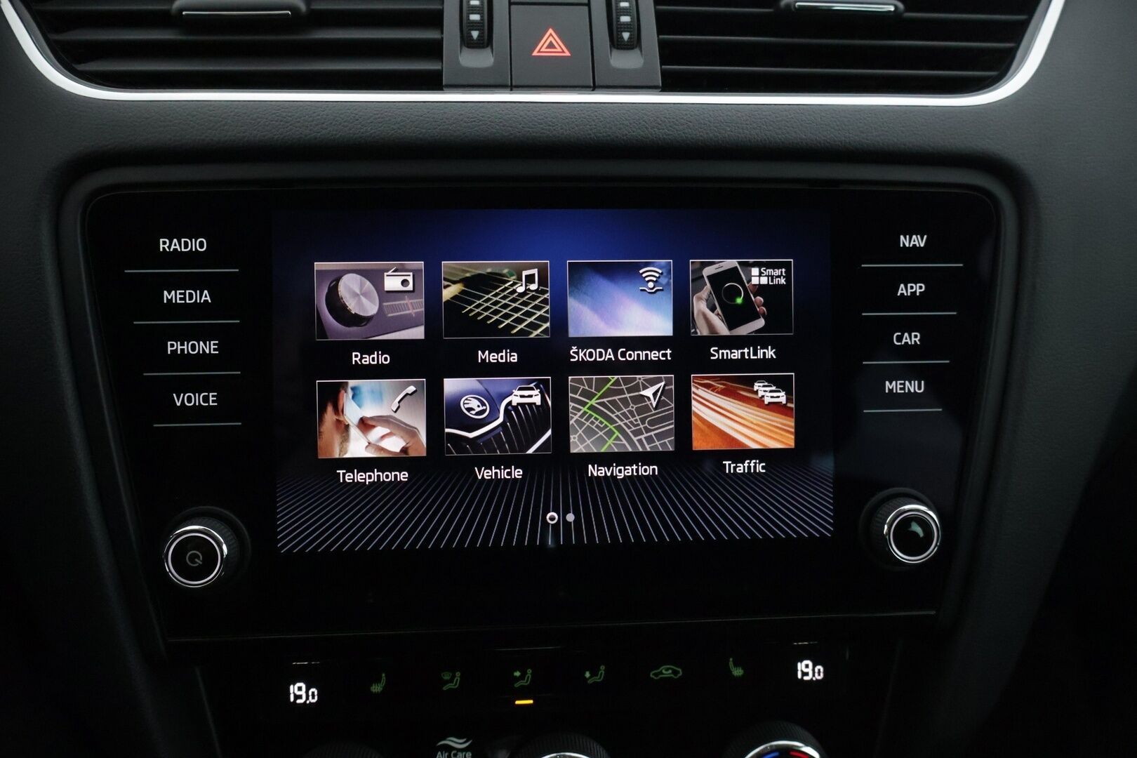 Skoda Octavia 2018 1,5 TSI Style DSG Autom. * Adapt. Vakkari / Keyless Go / Apple&Android / Webasto / Lämmitettävä tuulilasi / Lohko * - * Juuri huollettu hyvällä pidolla ollut siisti yksilö! Uudet kesärenkaat *