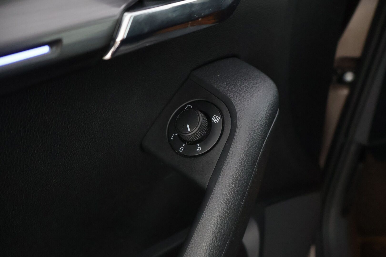 Skoda Octavia 2018 1,5 TSI Style DSG Autom. * Adapt. Vakkari / Keyless Go / Apple&Android / Webasto / Lämmitettävä tuulilasi / Lohko * - * Juuri huollettu hyvällä pidolla ollut siisti yksilö! Uudet kesärenkaat *