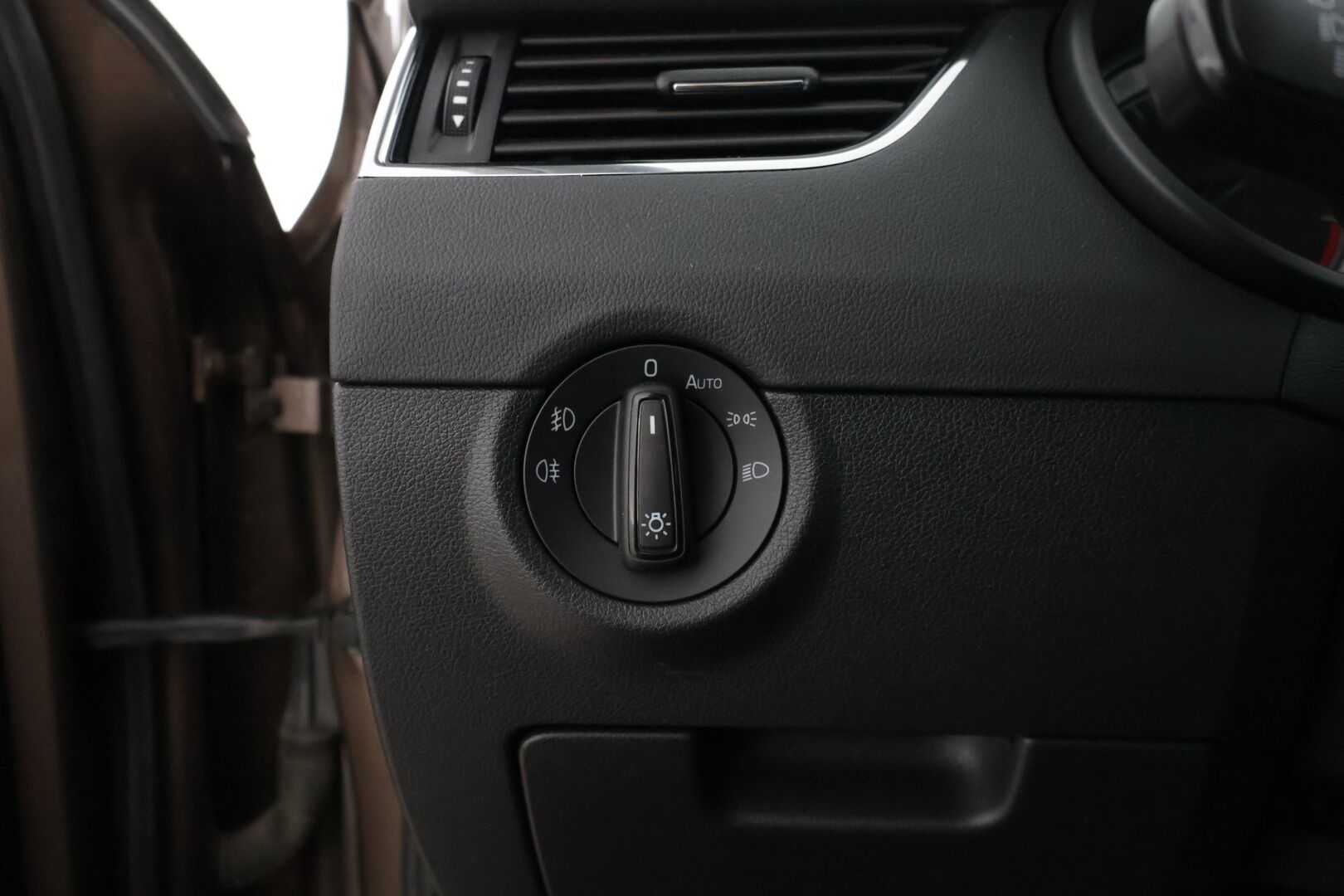 Skoda Octavia 2018 1,5 TSI Style DSG Autom. * Adapt. Vakkari / Keyless Go / Apple&Android / Webasto / Lämmitettävä tuulilasi / Lohko * - * Juuri huollettu hyvällä pidolla ollut siisti yksilö! Uudet kesärenkaat *