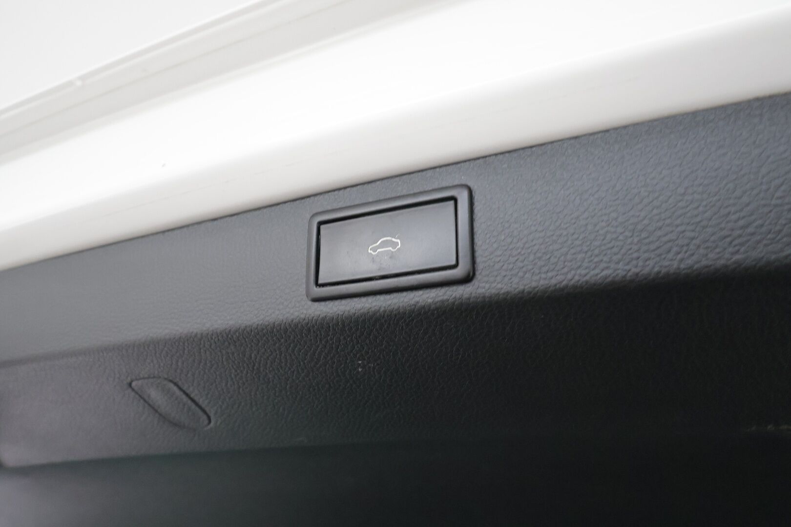 Skoda Karoq 2018 1,5 TSI Style DSG * ACC / Webasto / Koukku / Muistipenkki / P.Kamera / LED / Apple&Android * - 1.Om Suomi-auto / Kahdet Renkaat / Merkkihuollettu - HULLUT AVAJAISHULINAT KORKOTARJOUS 3,29 %