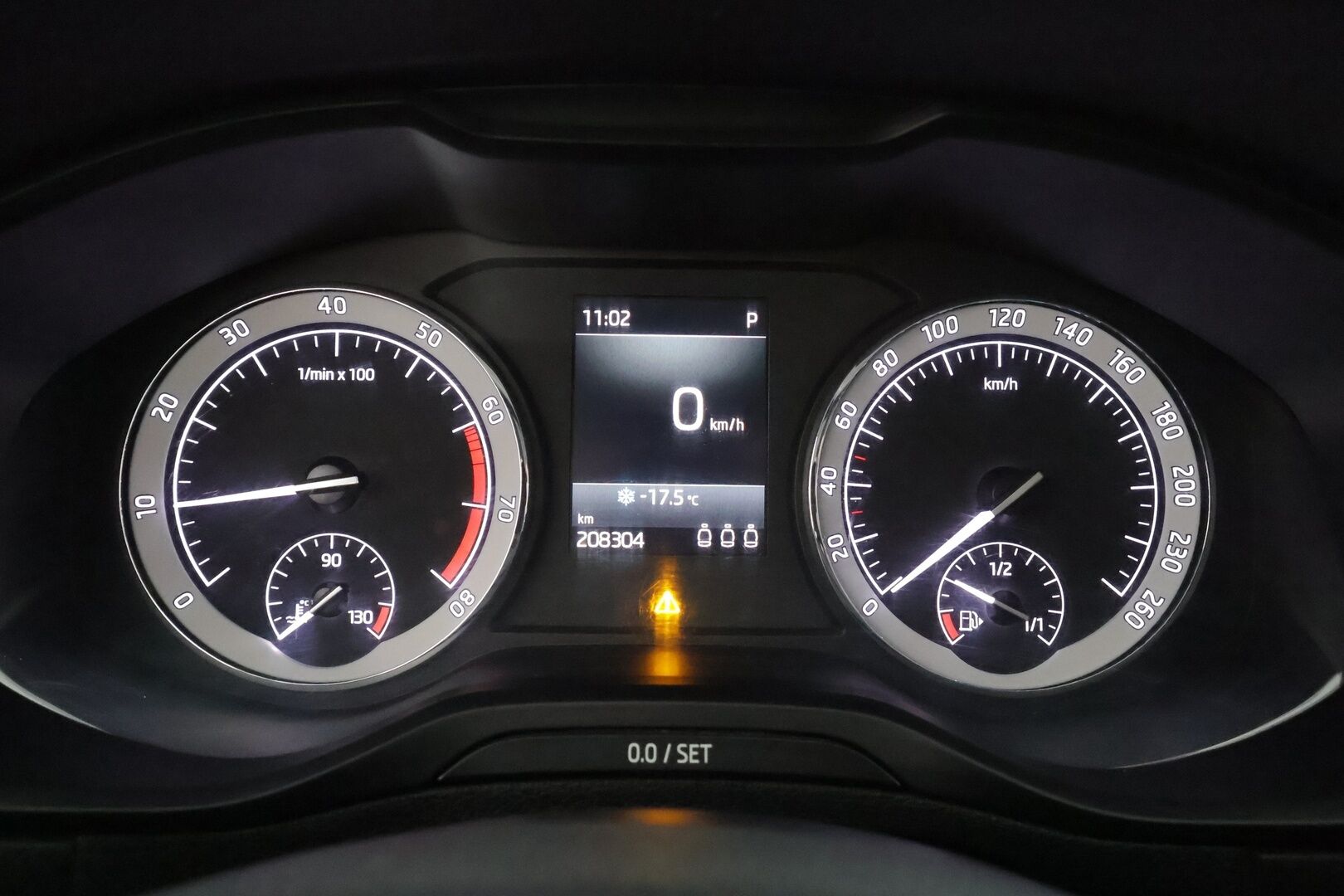Skoda Karoq 2018 1,5 TSI Style DSG - 1.Om Suomi-auto | Kahdet Renkaat | Merkkihuollettu