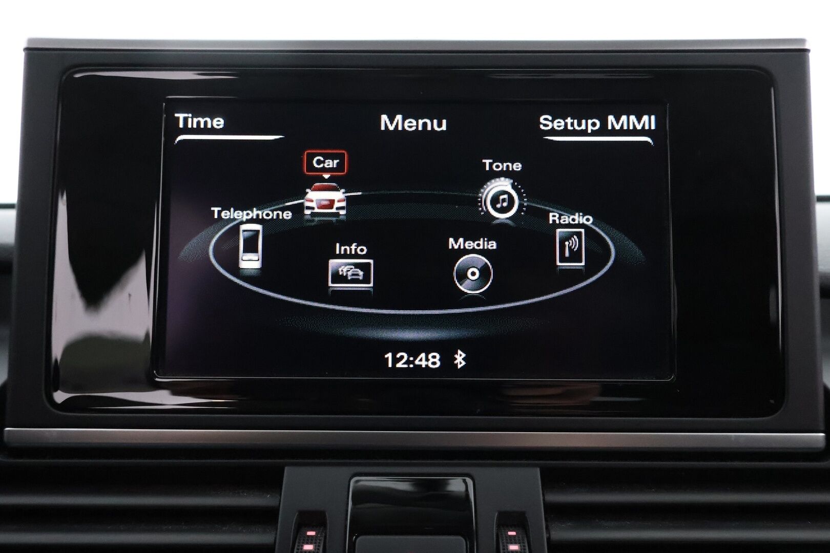 Audi A6 2014 Avant Business Sport Edition 2,0 TDI 140 kW ultra - Vakkari / Xenon / Sporttipenkit / Lohko & Sisäpistoke / 2x Renkaat aluvantein!