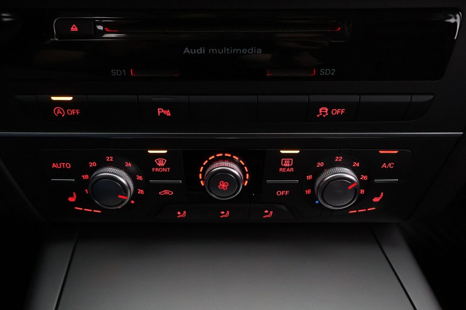 Audi A6 2014 Avant Business Sport Edition 2,0 TDI 140 kW ultra - Vakkari / Xenon / Sporttipenkit / Lohko & Sisäpistoke / 2x Renkaat aluvantein!