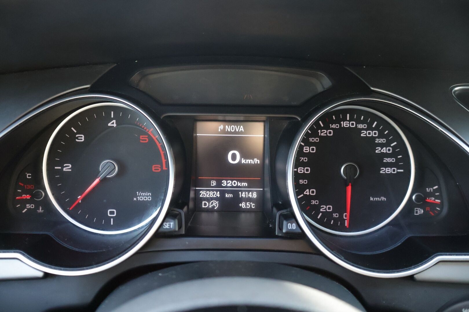 Audi A5 2015 Sportback Land of quattro Edition 2,0 TDI clean diesel 140 kW quattro S tronic *S-Line Sisä- ja Ulkopaketti / B&O / Kaistanvahti / MMI + / Vakkari / Aut. ilmastointi / Tutkat * - Bang&Olufsen / Facelift / Juuri Huollettu / Katsastettu / Hyvin pidetty 