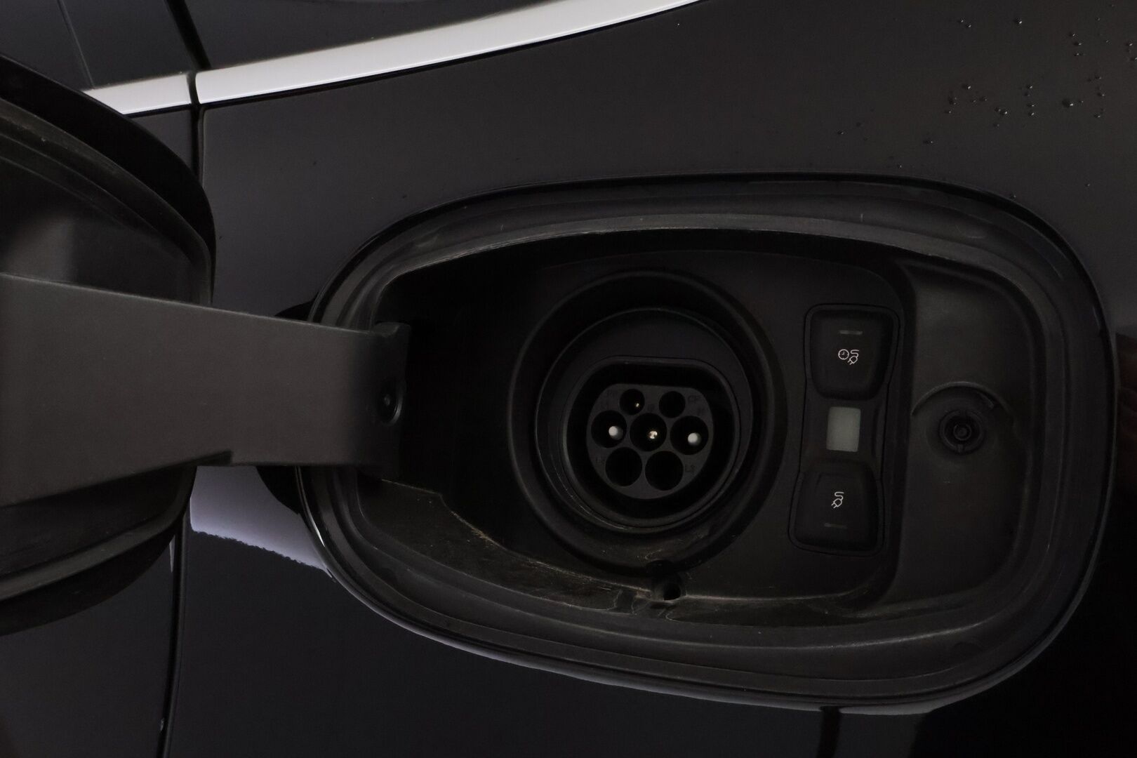 Porsche Cayenne 2019 E-Hybrid * Nahkasisusta / Panoraama / PASM / Peruutuskamera / HiFi / Sport Chrono / Suomiauto! - Navigointi / Juuri tullut Tampereelle!