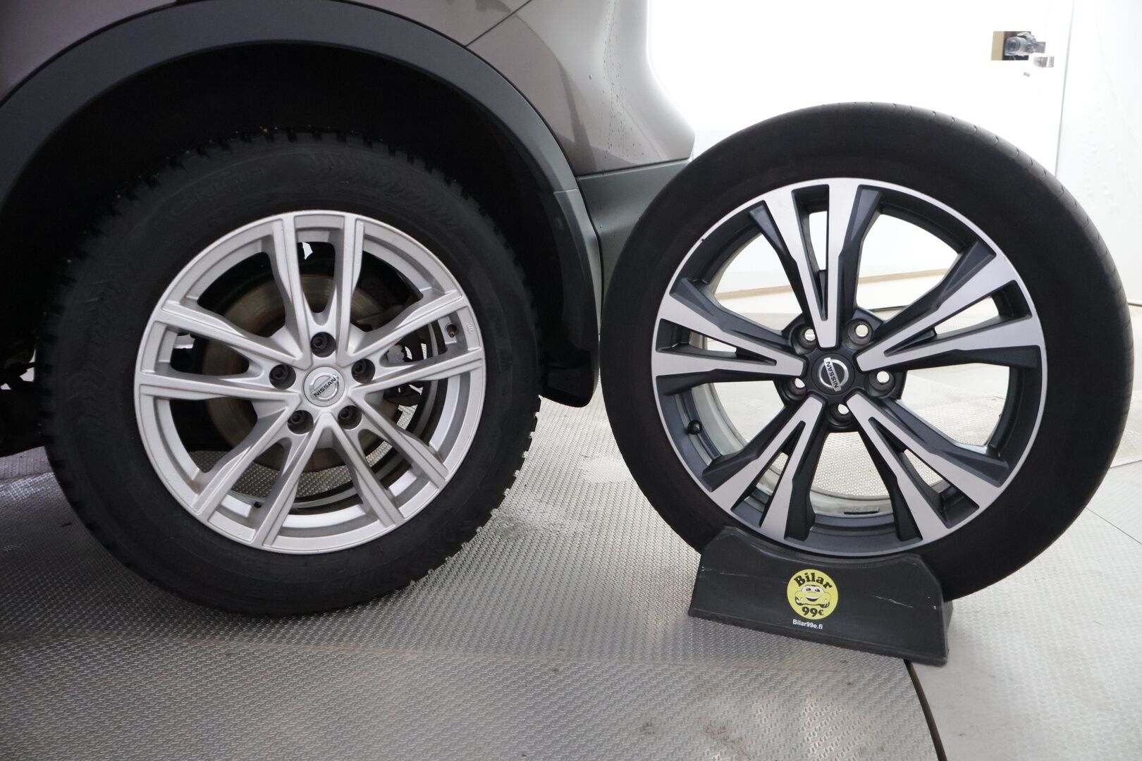 Nissan Qashqai 2018 DIG-T 115 N-Connecta 2WD Xtronic PFEB ** Lohko / 360-kamera / Navi / Kaistavahti - ** Juuri huolettu / Kahdet asialliset renkaat vanteilla ** - HULLUT JOULUT KORKOTARJOUS 2,49% 