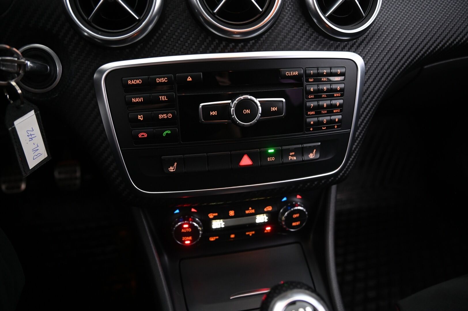 Mercedes-Benz A 2014 200 CDI BE AMG - Tutkat | Vakkari | Lohko | BT | 2x renkaat&alumiinivanteet