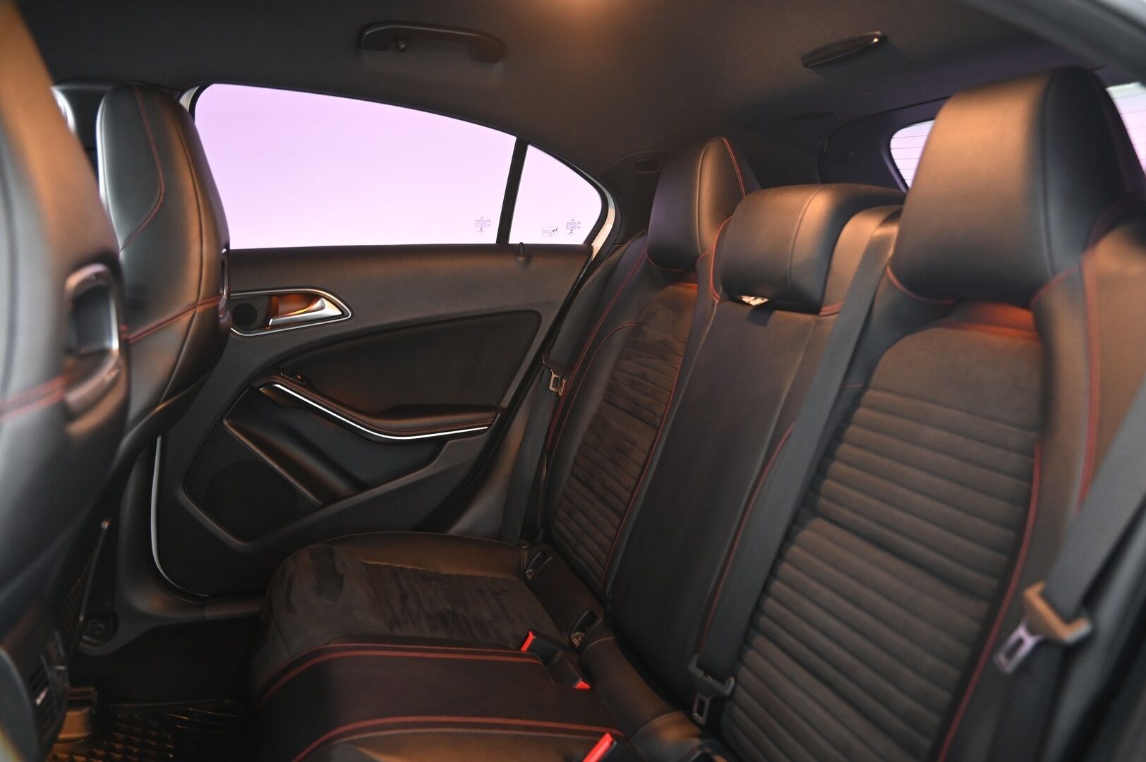 Mercedes-Benz A 2014 200 CDI BE AMG - Tutkat | Vakkari | Lohko | BT | 2x renkaat&alumiinivanteet