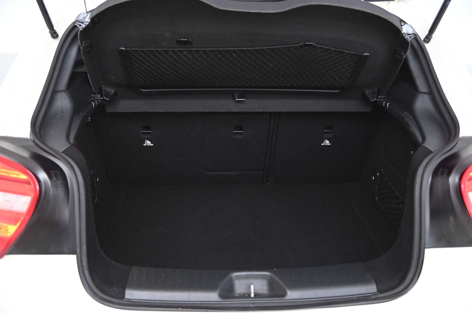 Mercedes-Benz A 2014 200 CDI BE AMG - Tutkat | Vakkari | Lohko | BT | 2x renkaat&alumiinivanteet