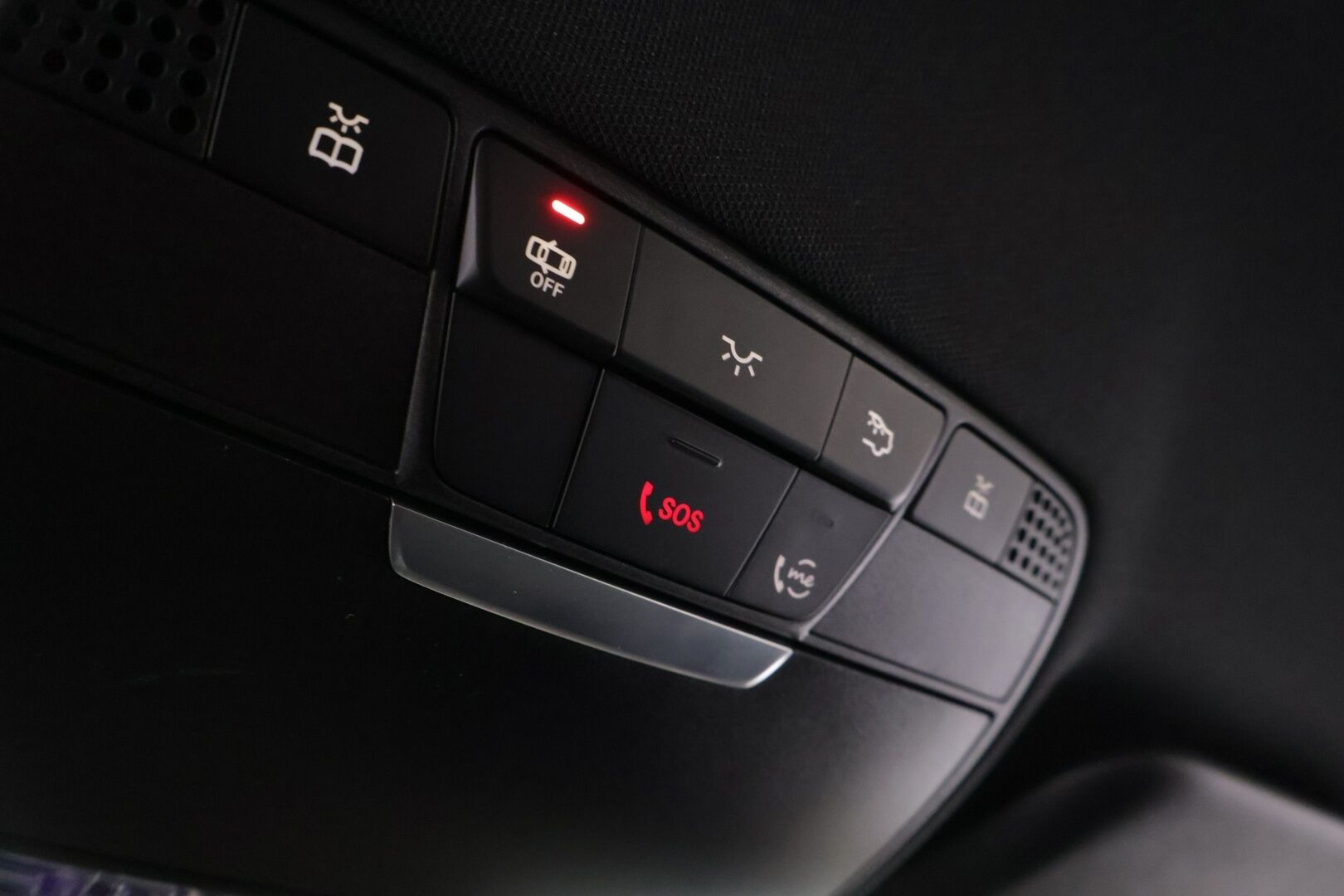 Mercedes-Benz E 2019 200 d A Edition One Business AMG ** Suomi-auto / P-Kamera / Nahka-alcantara / LED **