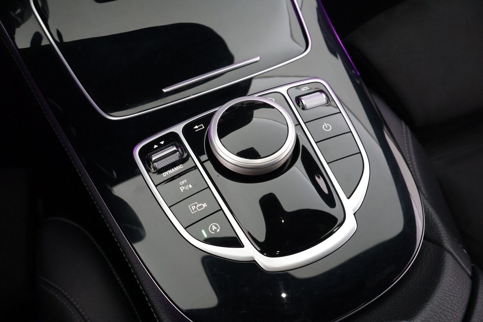 Mercedes-Benz E 2019 200 d A Edition One Business AMG ** Suomi-auto / P-Kamera / Nahka-alcantara / LED ** - Siistikuntoinen ja merkkihuollettu!
