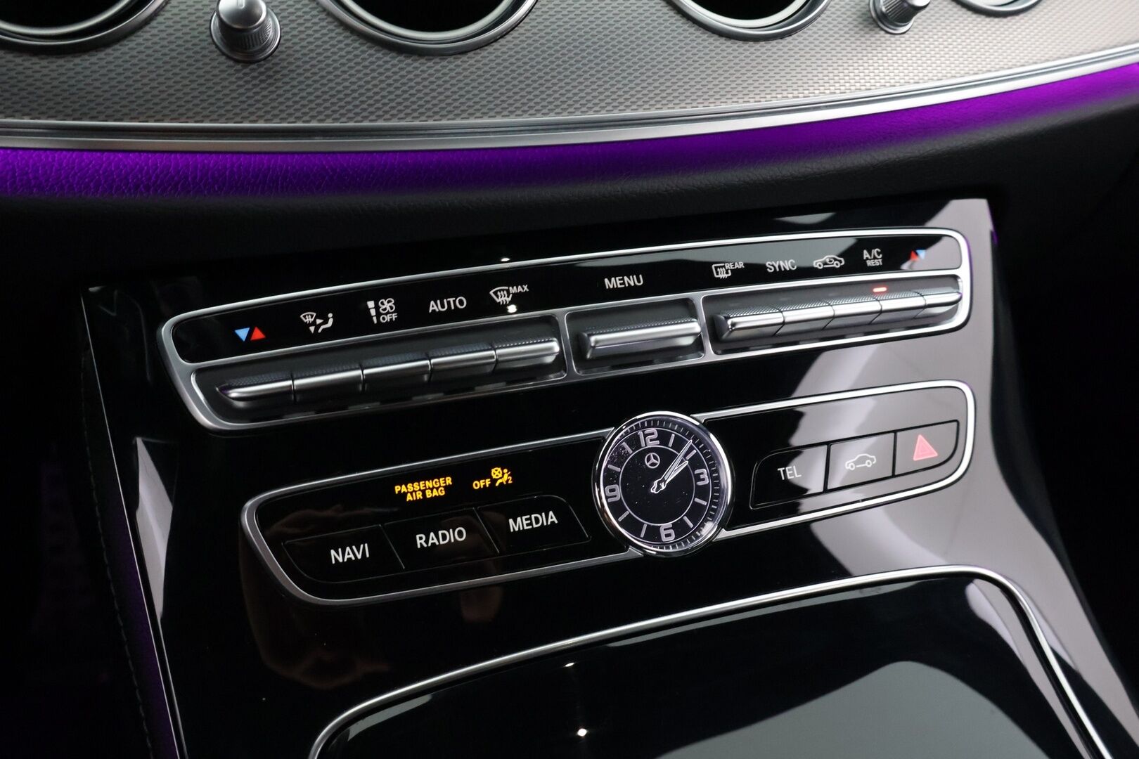 Mercedes-Benz E 2019 200 d A Edition One Business AMG ** Suomi-auto / P-Kamera / Nahka-alcantara / LED **