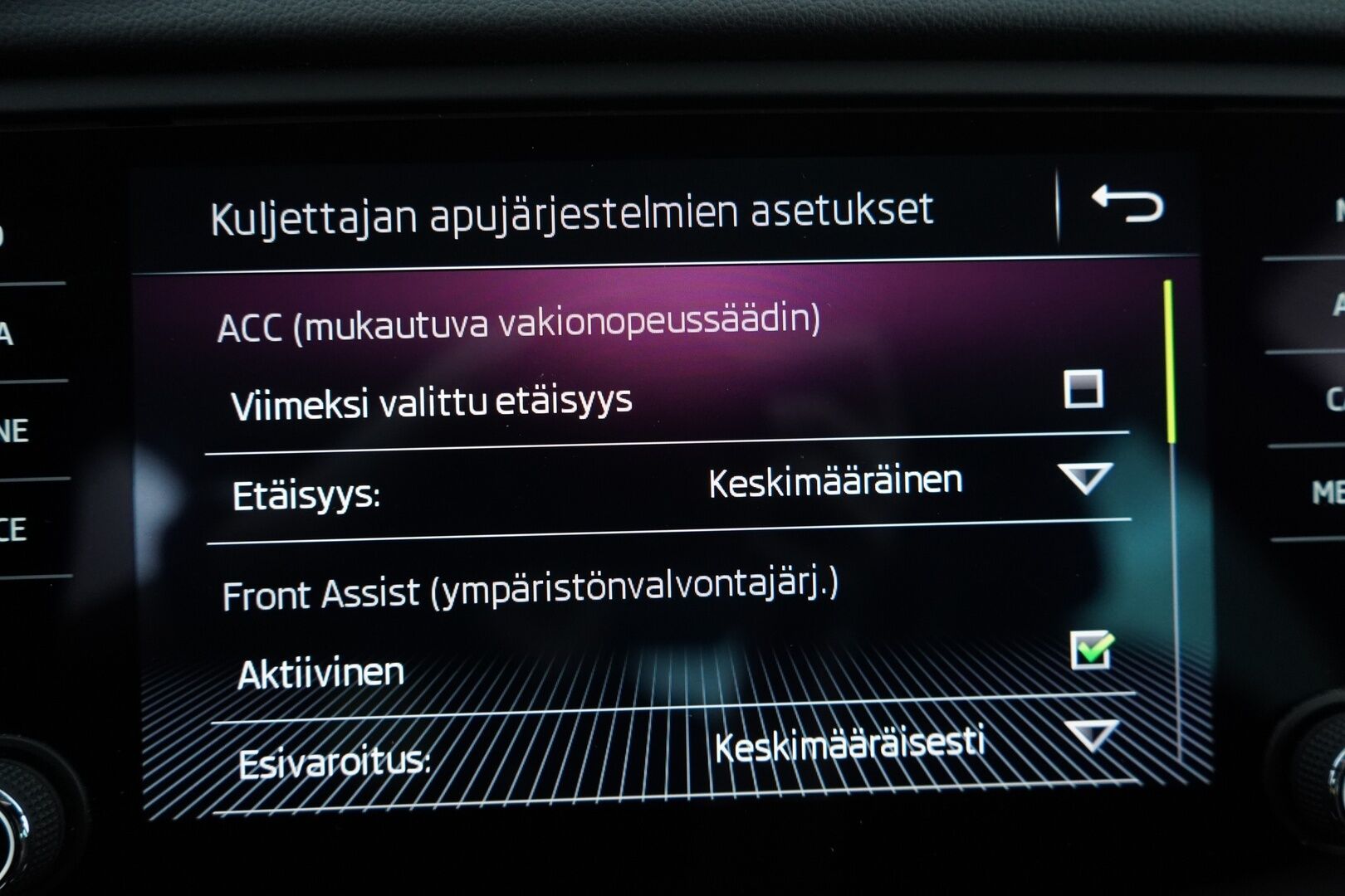 Skoda Octavia 2018 2,0 TDI 184 4x4 Style DSG Autom. - Webasto / Adapt.Vakkari / Tutkat / Appconnect / Led-valot / Jakopää 11/2024