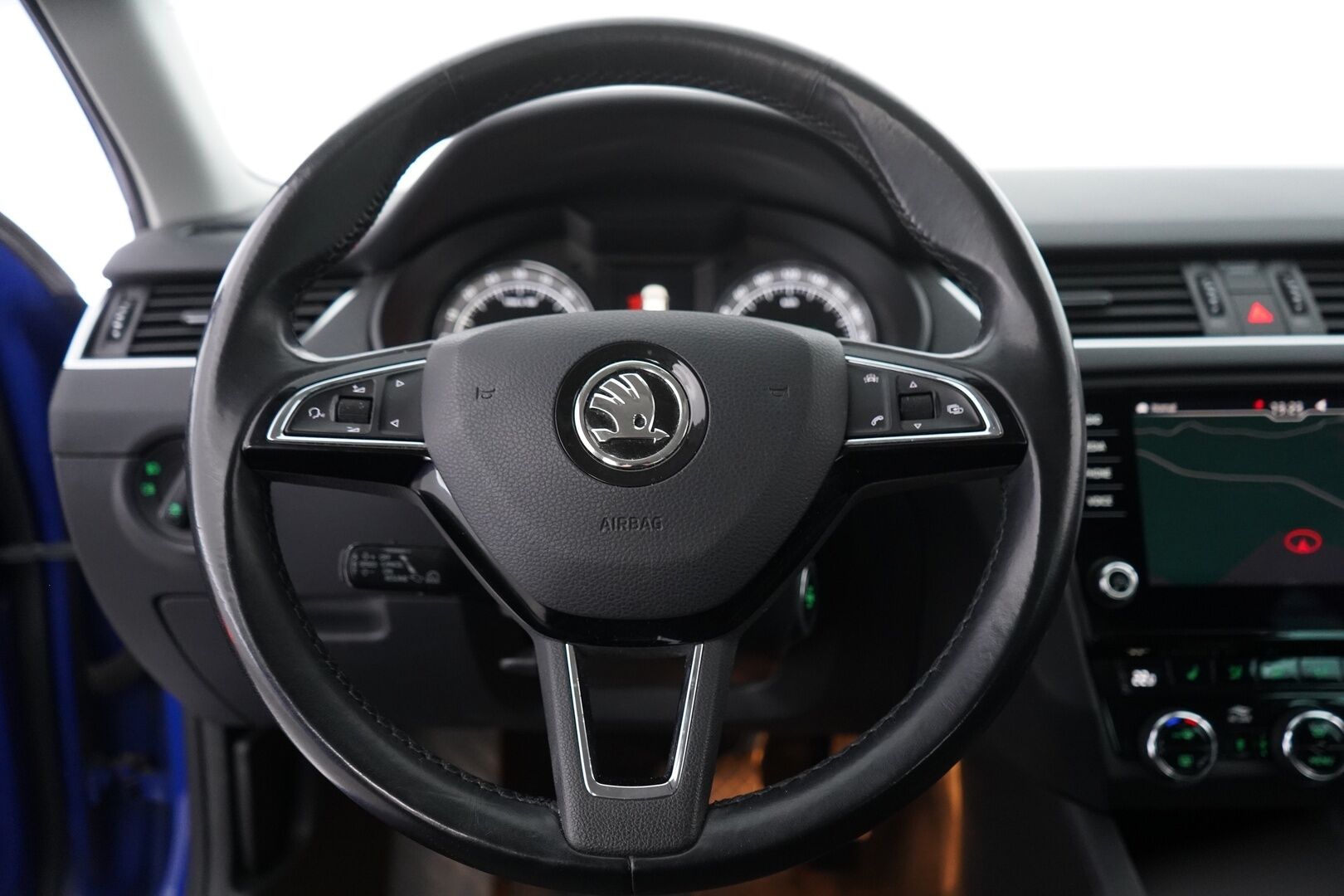 Skoda Octavia 2018 2,0 TDI 184 4x4 Style DSG Autom. - Webasto / Adapt.Vakkari / Tutkat / Appconnect / Led-valot / Jakopää 11/2024