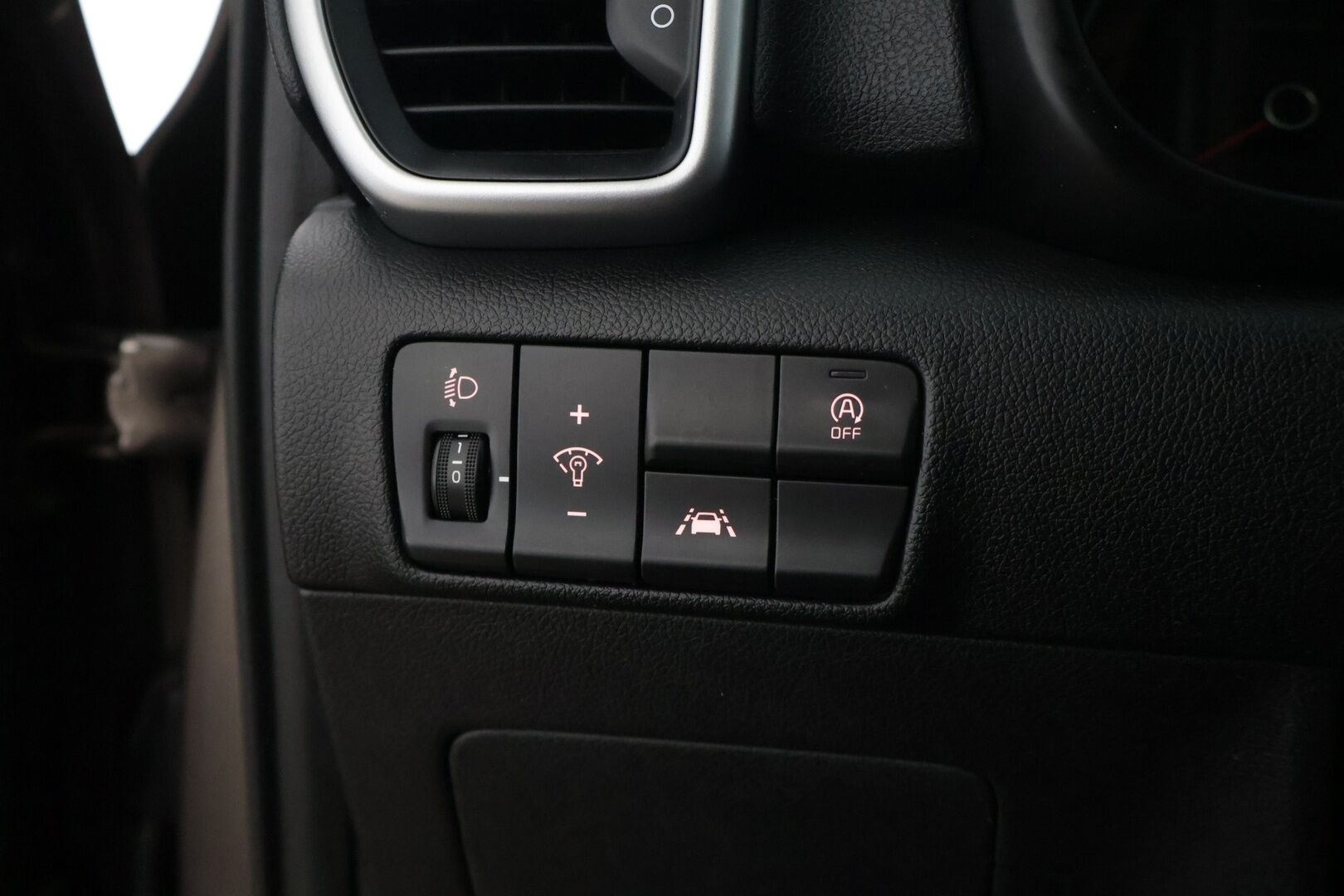 Kia Sportage 2020 1,6 CRDi SCR ISG Urban EX DCT A/T EcoDynamics 136hv* P-kamera / Ratinlämmitin / Tutkat / Kaistavahti * - * Kahdet Kian alumiinivanteet / Juuri huollettu / Seuraava katsastus 3/28 *