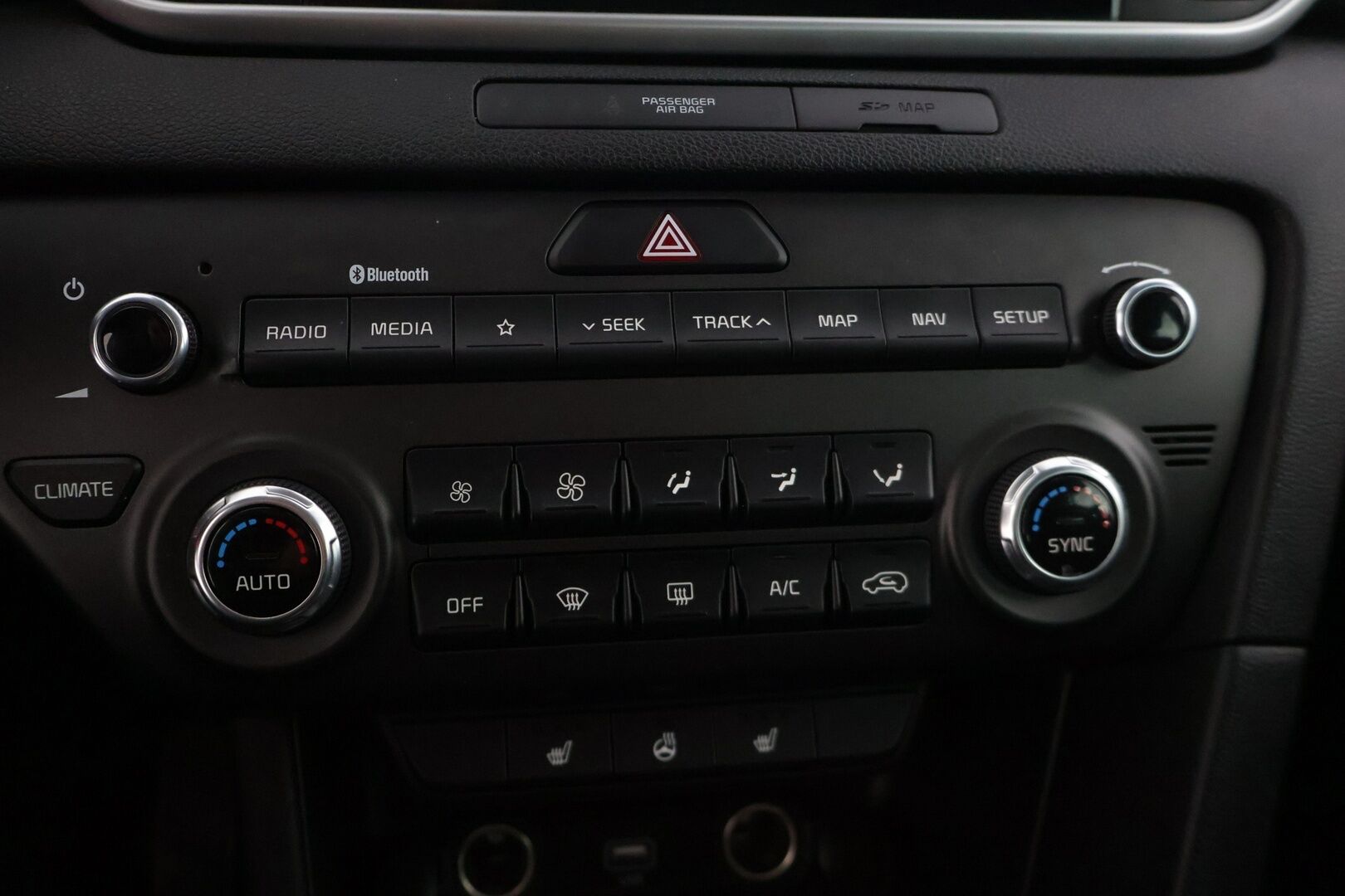 Kia Sportage 2020 1,6 CRDi SCR ISG Urban EX DCT A/T EcoDynamics 136hv* P-kamera / Ratinlämmitin / Tutkat / Kaistavahti * - * Kahdet Kian alumiinivanteet / Juuri huollettu / Seuraava katsastus 3/28 *