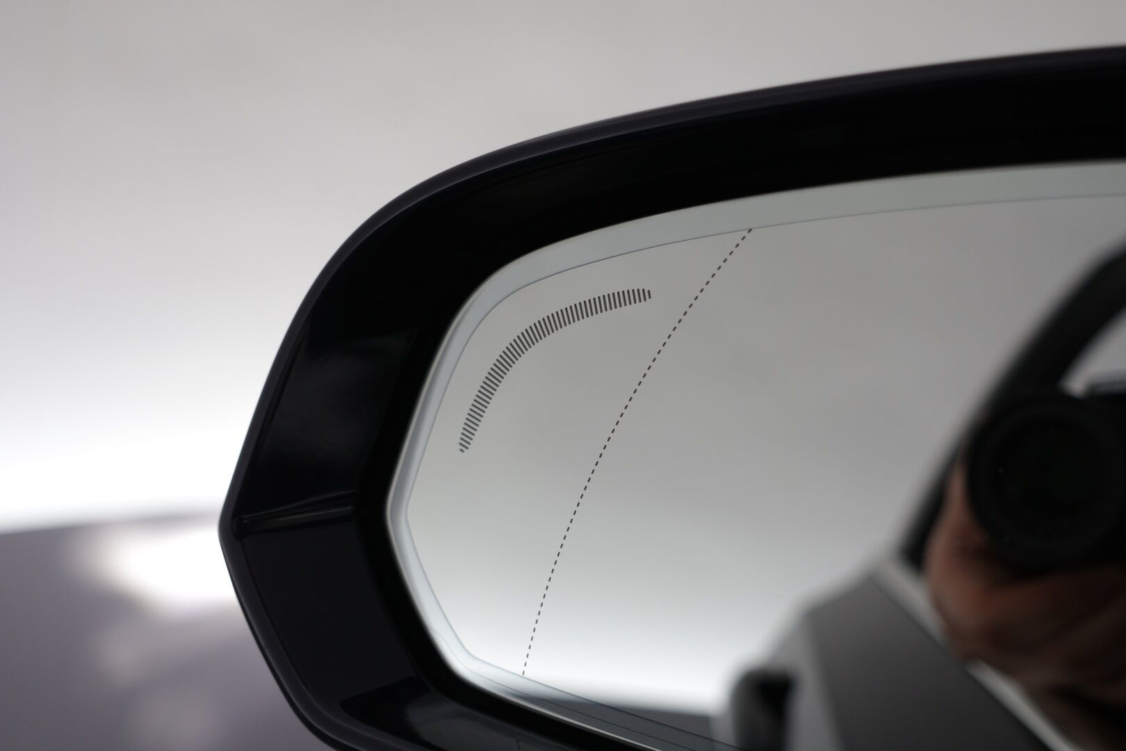 Volvo S90 2019 D5 AWD Momentum aut - ACC | Webasto | Bluetooth | P. kamera | Navi | Ratinlämmitin | Tutkat |Jakohihna tehty ! | Suomi-auto | 2-omisteinen