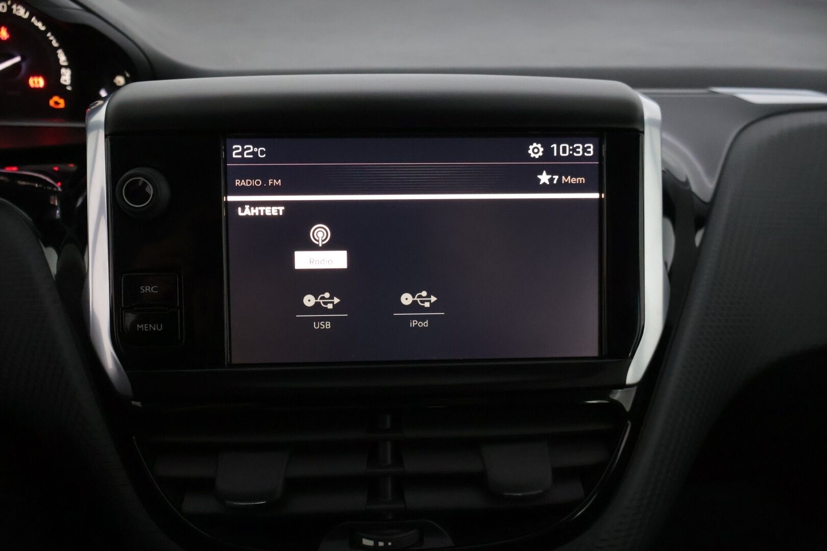 Peugeot 2008 2019 Motion PureTech 82 ** Suomiauto / Vakkari / Lohkolämmitin / Ilmastointi / Bluetooth ** - ** Jakohihna vaihdettu 90tkm kohdalla! / 2x renkaat / Juuri huollettu 110tkm kohdalla! **