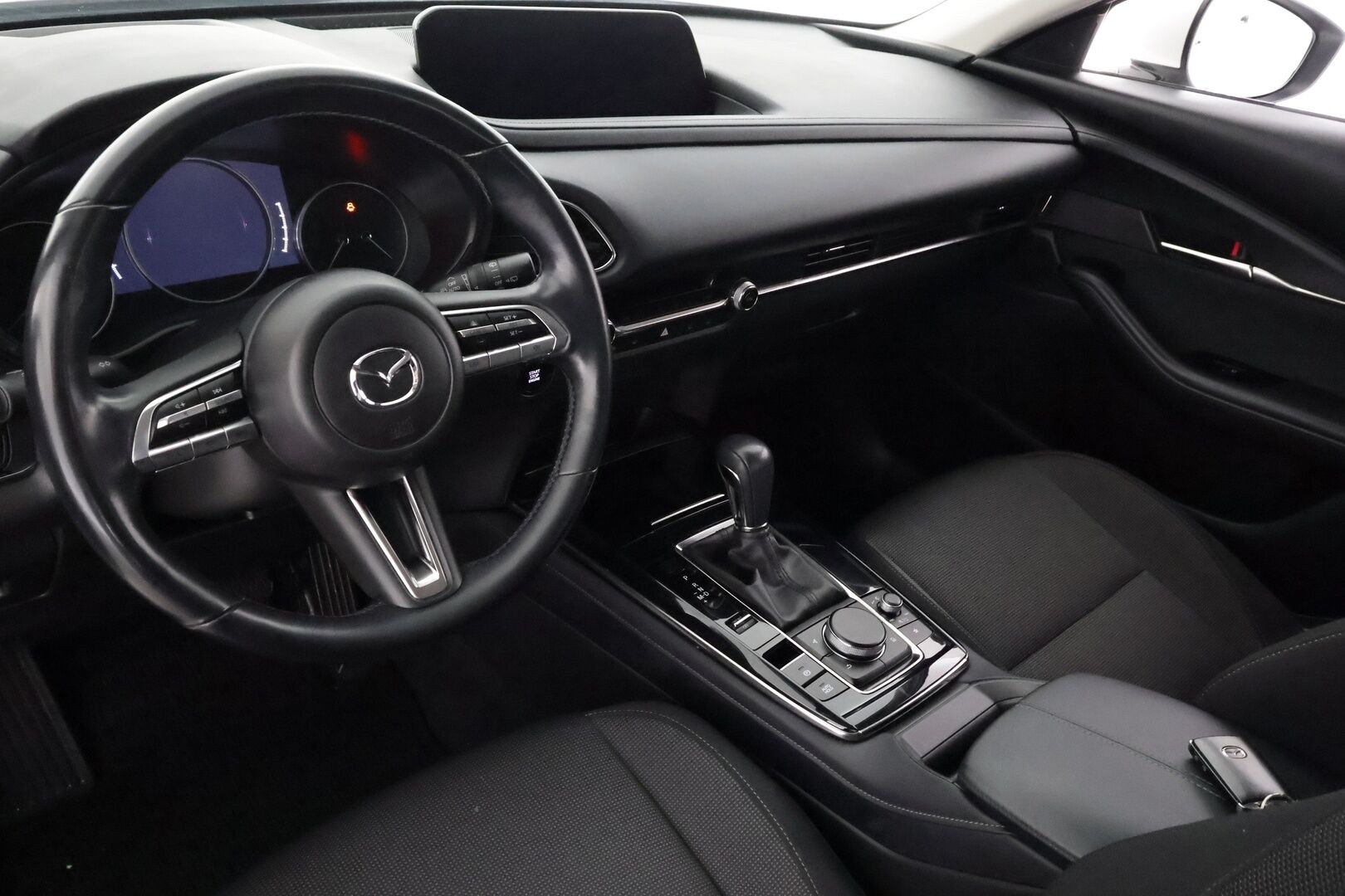 Mazda CX-30 2022 2,0 (186hv) M Hybrid e-Skyactiv-X Vision Plus AT - | ACC | LED | P.Kamera | Navi | Katveavustin | Kaistavahti | Keyless | Lohkolämmitin | 1-om Suomi-auto | Kahdet renkaat | Merkkihuollot |