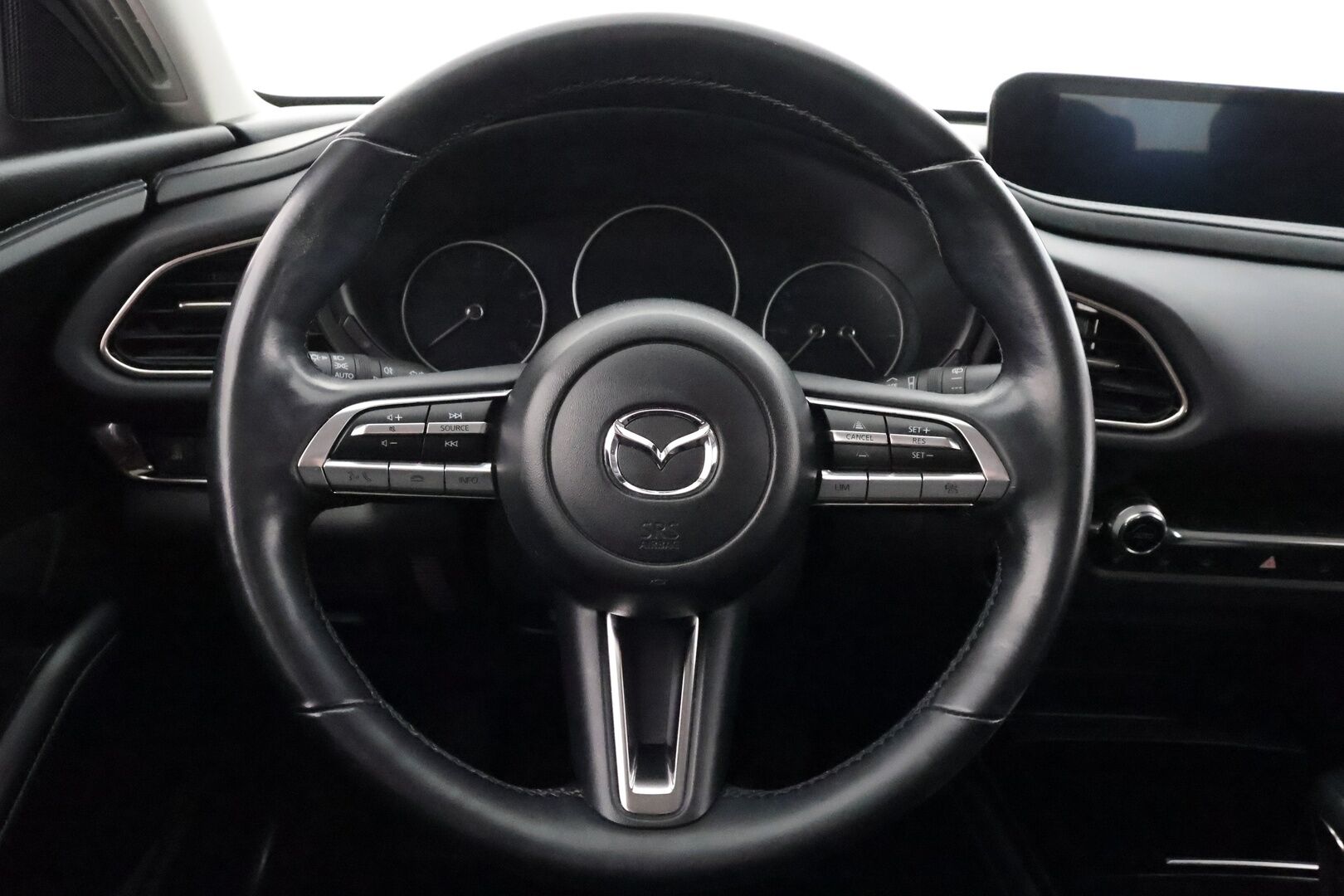 Mazda CX-30 2022 2,0 (186hv) M Hybrid e-Skyactiv-X Vision Plus AT - | ACC | LED | P.Kamera | Navi | Katveavustin | Kaistavahti | Keyless | Lohkolämmitin | 1-om Suomi-auto | Kahdet renkaat | Merkkihuollot |