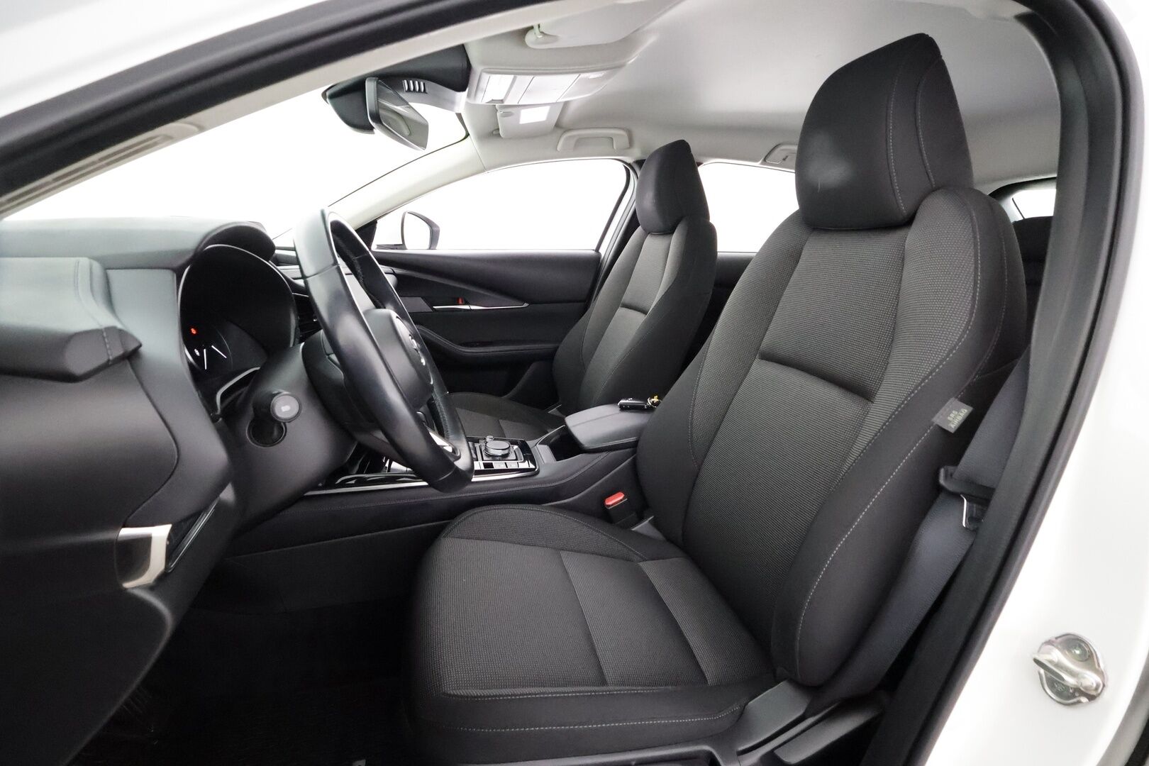 Mazda CX-30 2022 2,0 (186hv) M Hybrid e-Skyactiv-X Vision Plus AT - | ACC | LED | P.Kamera | Navi | Katveavustin | Kaistavahti | Keyless | Lohkolämmitin | 1-om Suomi-auto | Kahdet renkaat | Merkkihuollot |
