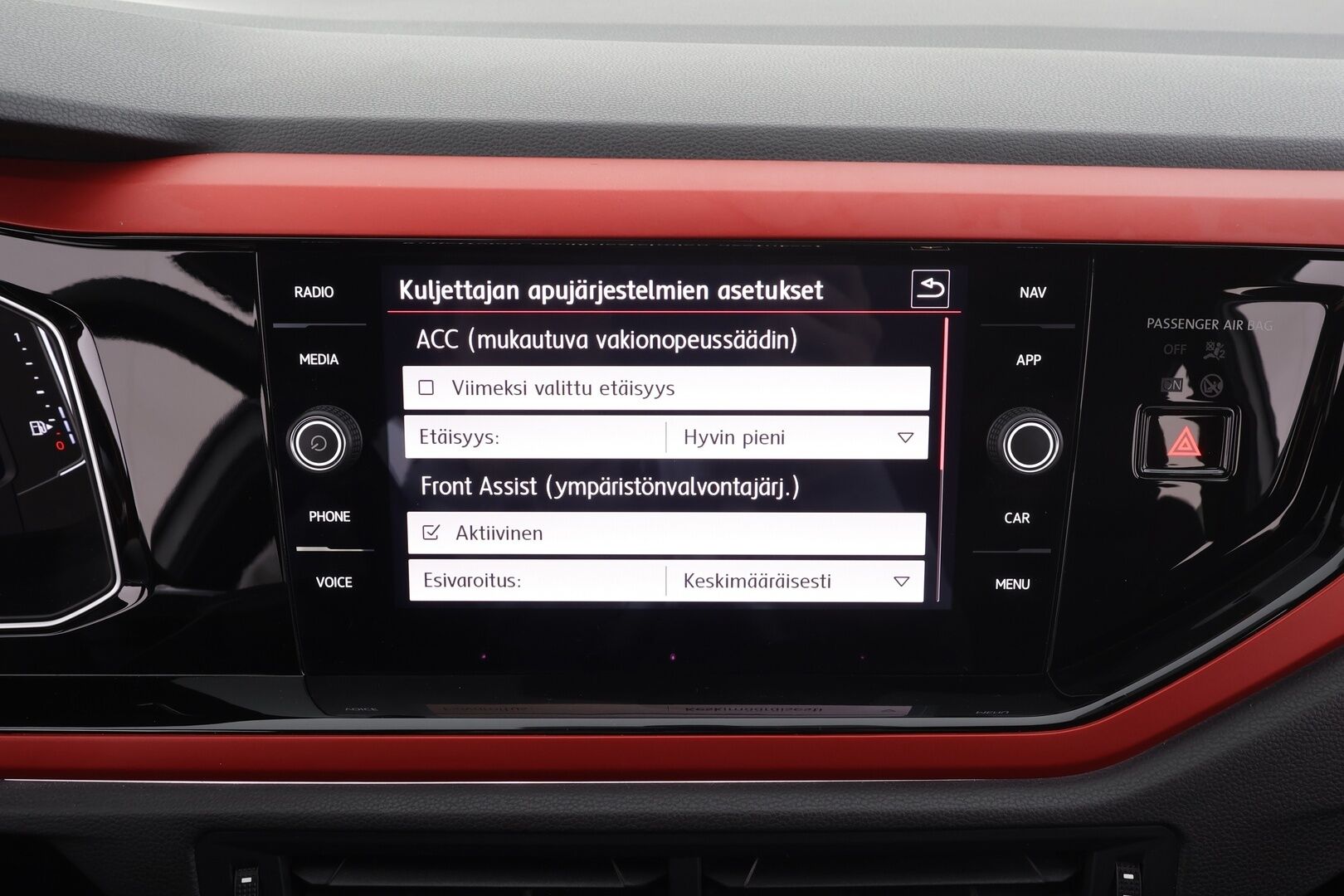 Volkswagen Polo 2019 GTI 2,0 TSI 147 kW (200 hv) DSG * ACC / P.Kamera / Beats äänentoisto / Keyless / Navi * - Suomi-auto / Kahdet renkaat