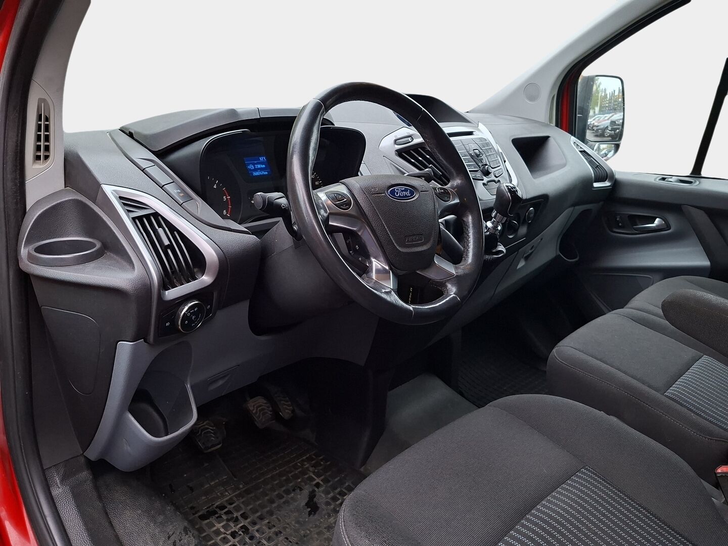 Ford TRANSIT CUSTOM 2014 2.2 TDCi Trend Van N1 L2H1 *ALV / Läpijuostava / Webasto / Koukku / Lämpölasi / Kahdet renkaat* - Fiksu alvillinen paku / Pieni kulutus / Juuri leimattu! / 190tkm jakopää 2022