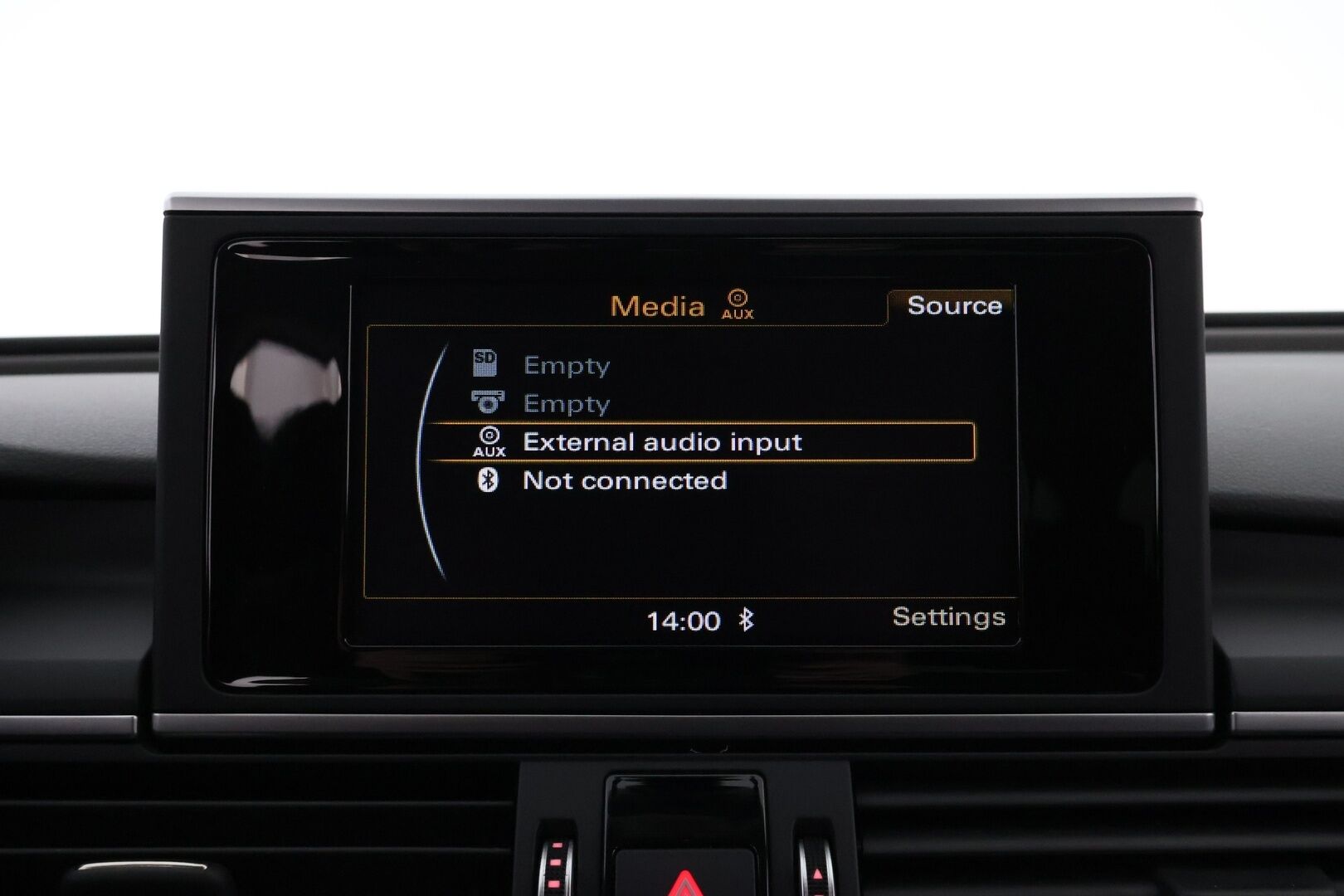 Audi A6 2015 Business Sport 2,0 TDI 140 kW ultra S tronic * RS6 Look / Vakkari / Vetokoukku / Sporttipenkit / Carplay / Xenon - 2x Renkaat aluvantein / Juuri tullut Tampereelle! - HULLU BLACKWEEK KORKOTARJOUS 2,49%