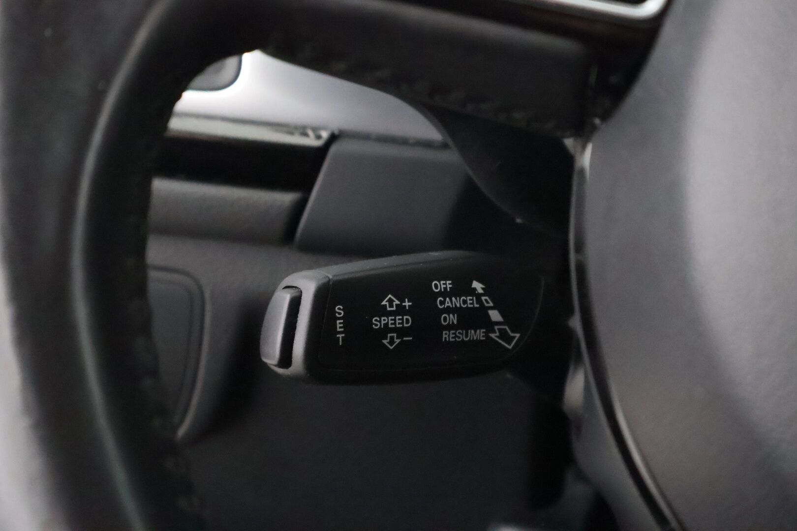 Audi A6 2015 Business Sport 2,0 TDI 140 kW ultra S tronic * RS6 Look / Vakkari / Vetokoukku / Sporttipenkit / Carplay / Xenon - 2x Renkaat aluvantein / Juuri tullut Tampereelle! - HULLU BLACKWEEK KORKOTARJOUS 2,49%