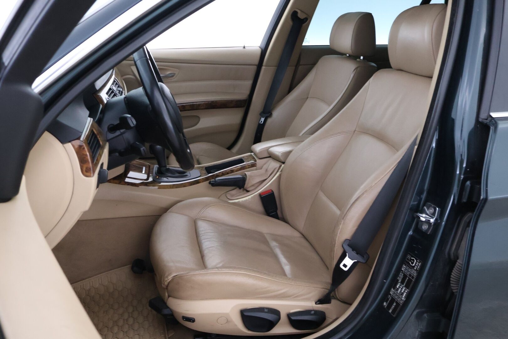 BMW 325 2006 325xi Touring aut - YritysOutlet - Myydään vain yrityksille - - YritysOutlet - Myydään vain yrityksille