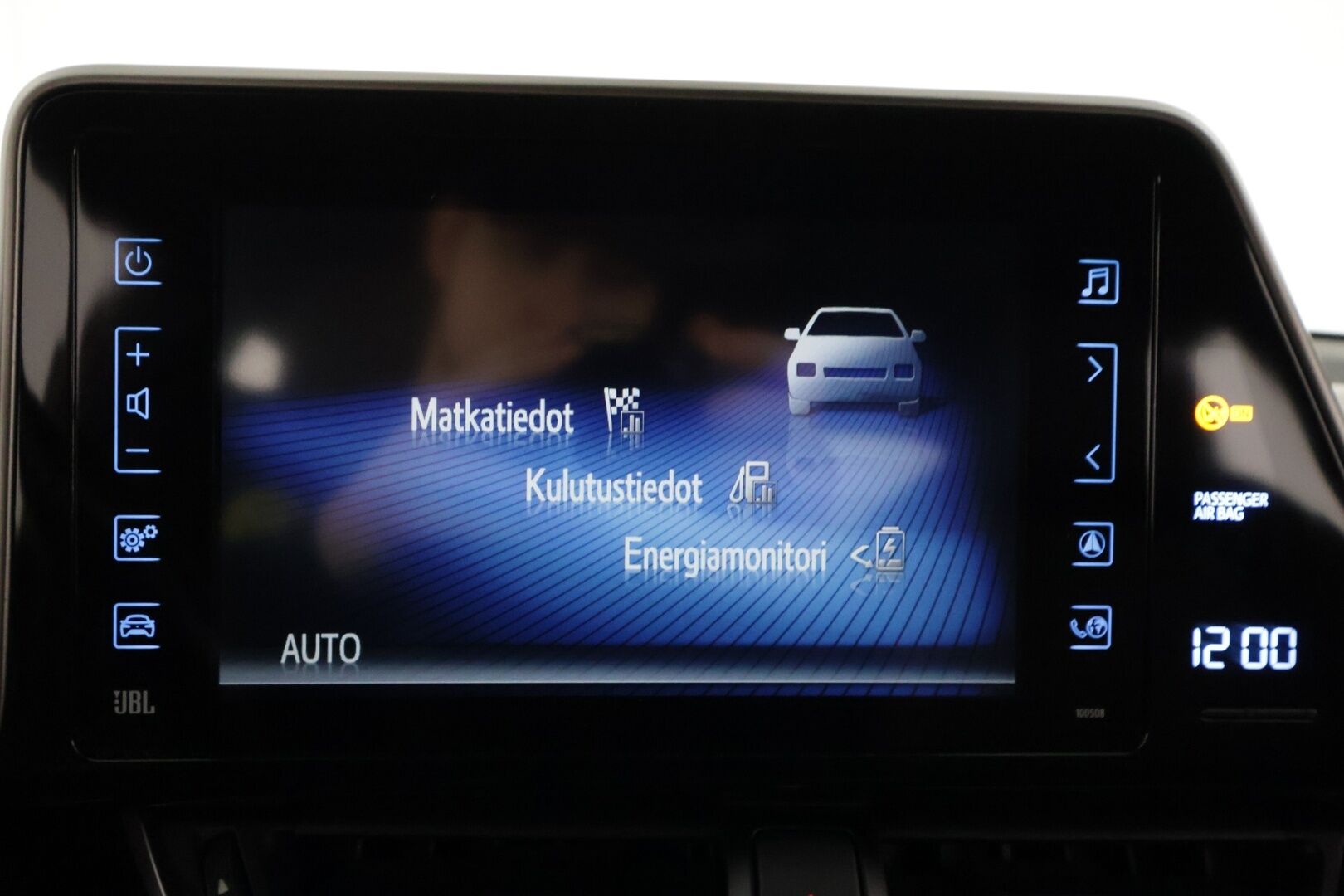 Toyota C-HR 2019 1,8 Hybrid Premium Edition - | ACC | Koukku | JBL | LED | Puolinahat | Navi | P.kamera ja tutkat | Lane Assist | BSM | RCTA | Lämm. ratti | Keyless | Merkkihuollot |