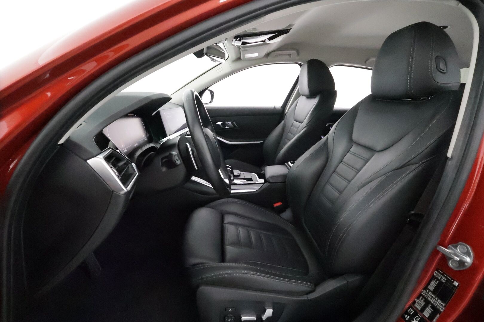 BMW 320 2019 G20 Sedan 320d A xDrive Launch Edition Sport - 3,99 % KORKOTARJOUS TÄHÄN AUTOON - Suomiauto / Webasto / Laser LED / HiFi / Nahkasisusta / Comfort Access / Digimittari / Shadowline / HUD / Gesture Control / Vetokoukku / Varusteltu!