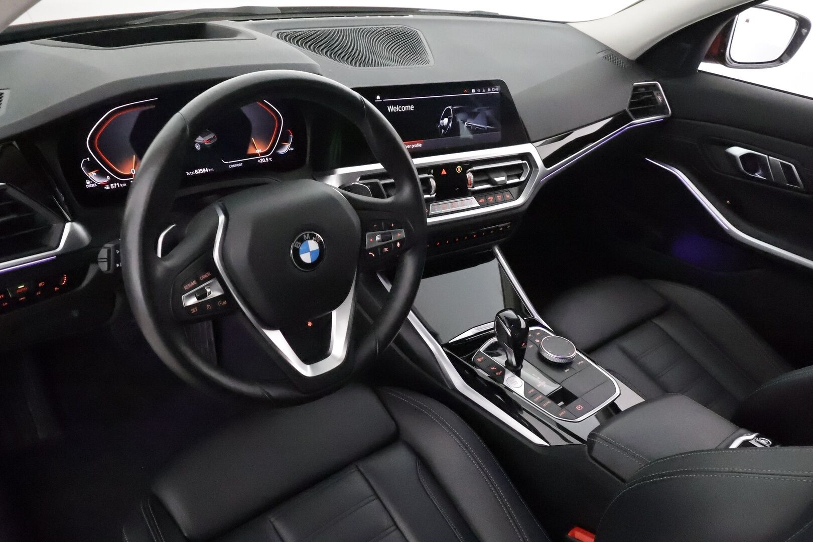 BMW 320 2019 G20 Sedan 320d A xDrive Launch Edition Sport - 3,99 % KORKOTARJOUS TÄHÄN AUTOON - Suomiauto / Webasto / Laser LED / HiFi / Nahkasisusta / Comfort Access / Digimittari / Shadowline / HUD / Gesture Control / Vetokoukku / Varusteltu!