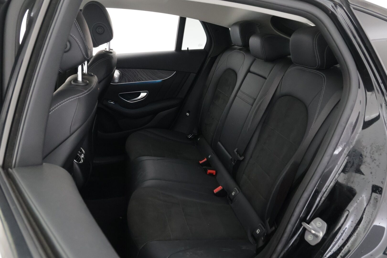 Mercedes-Benz GLC 2017 GLC 350 e 4MATIC Viistoperä (AB) 5ov 1991cm3 A - Kohde myydään Huutokaupat.comissa!* - *HUD / 360-Kamera / ACC / Burmester / Nahka-alcantara / ILS / Koukku* Huutokaupat.com!