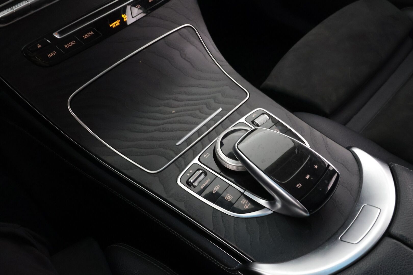 Mercedes-Benz GLC 2017 GLC 350 e 4MATIC Viistoperä (AB) 5ov 1991cm3 A - Kohde myydään Huutokaupat.comissa!* - *HUD / 360-Kamera / ACC / Burmester / Nahka-alcantara / ILS / Koukku* Huutokaupat.com!