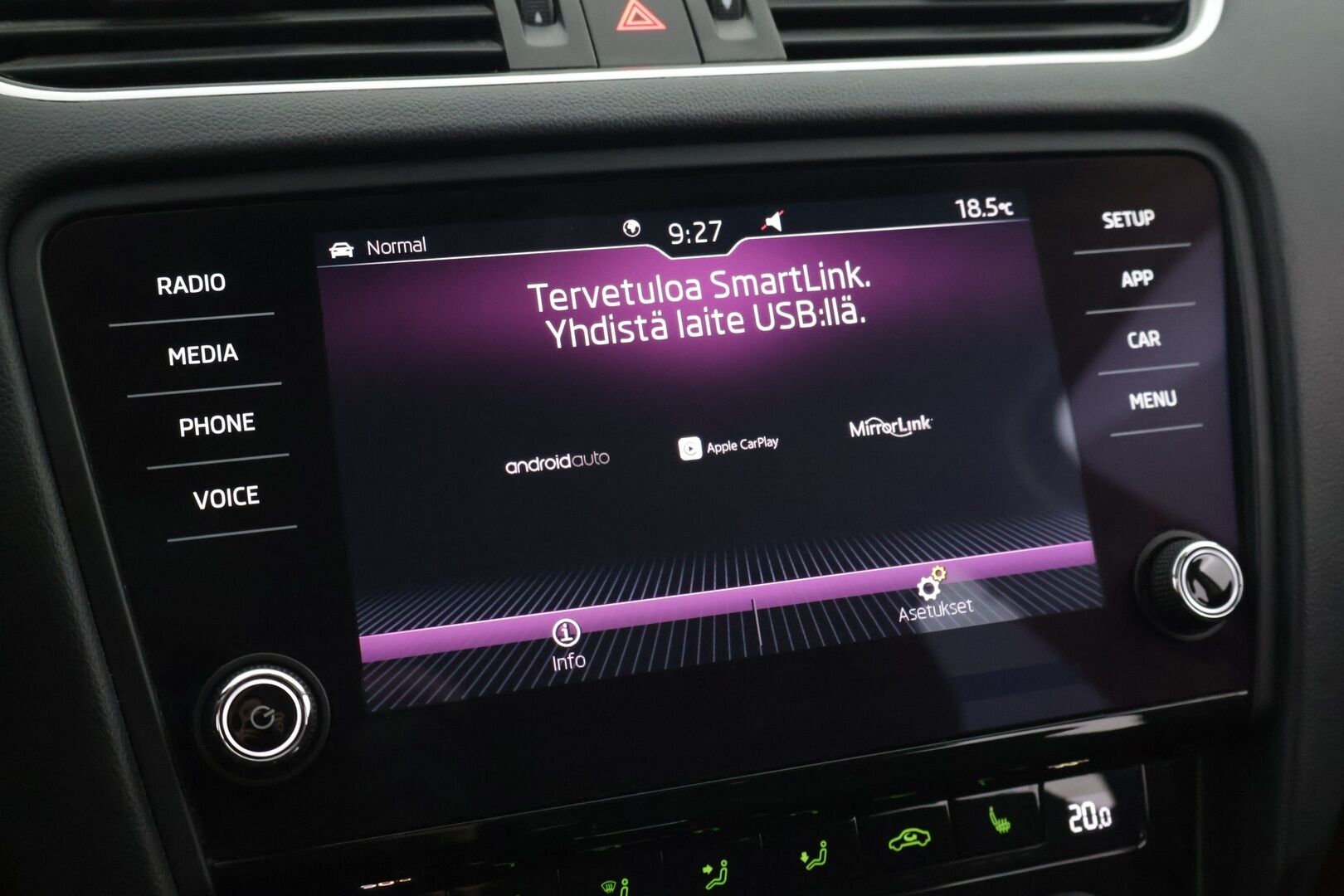 Skoda Octavia 2019 Combi 1,5 TSI Style BusinessLine DSG * ACC / Webasto / P.kamera / Keyless / Apple&Android * - 1.Om Suomi-auto / Kahdet Renkaat