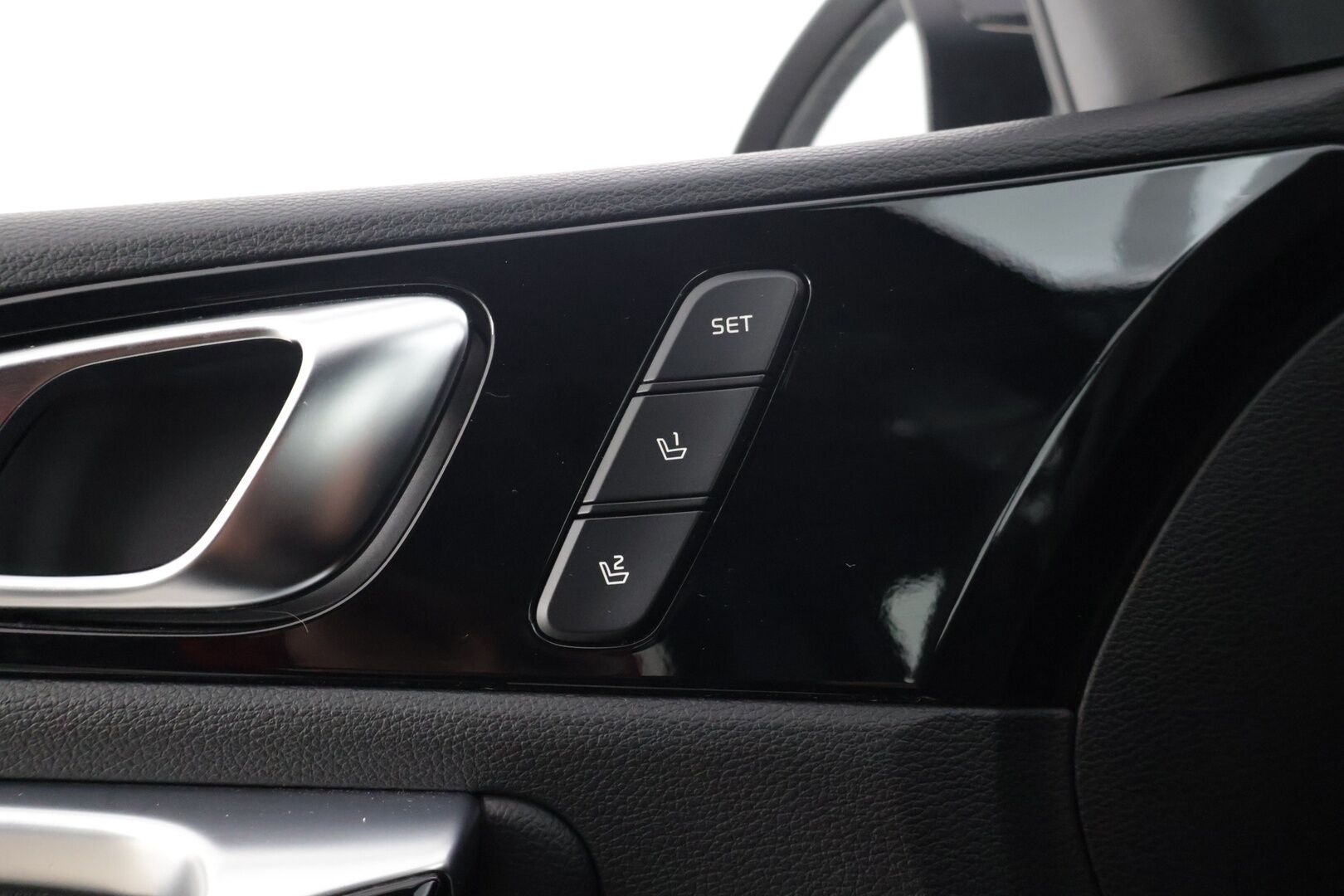 Kia ProCeed 2019 1,4 T-GDI ISG 140hv GT-Line Business Premium* Adap.vakkari / Lohko / Kamera / Ratinlämmitin / Muistipenkki / Sähkäkontti * - * Huippuvarusteet / GT-Line / Merkkihuollot / Särmä yksilö / 2x hyvät renkaat vanteineen *