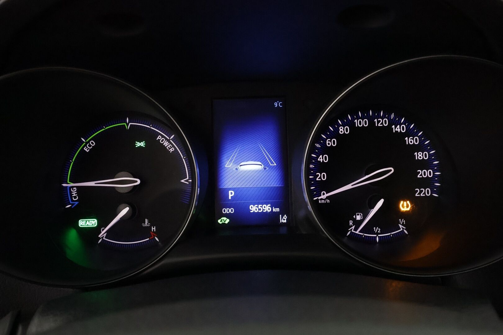 Toyota C-HR 2019 1,8 Hybrid Active Edition - | ACC | Kaistavahti | Navi | P.kamera |  Lohkolämmitin | Sisätilanlämmitin | Keyless | Kahdet renkaat | Suomi-auto | Merkkihuollot | 